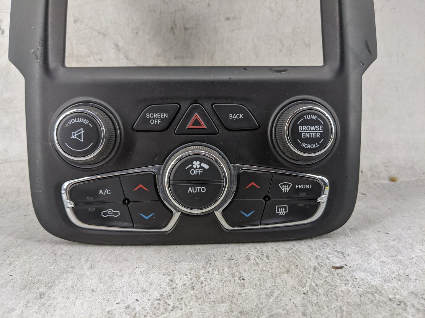 2018 Dodge 3500 Pickup Climate Control Module Temperature AC/Heater Replacement P/N:1UJ97DX9AJ 16565101 Fits OEM Used Auto P