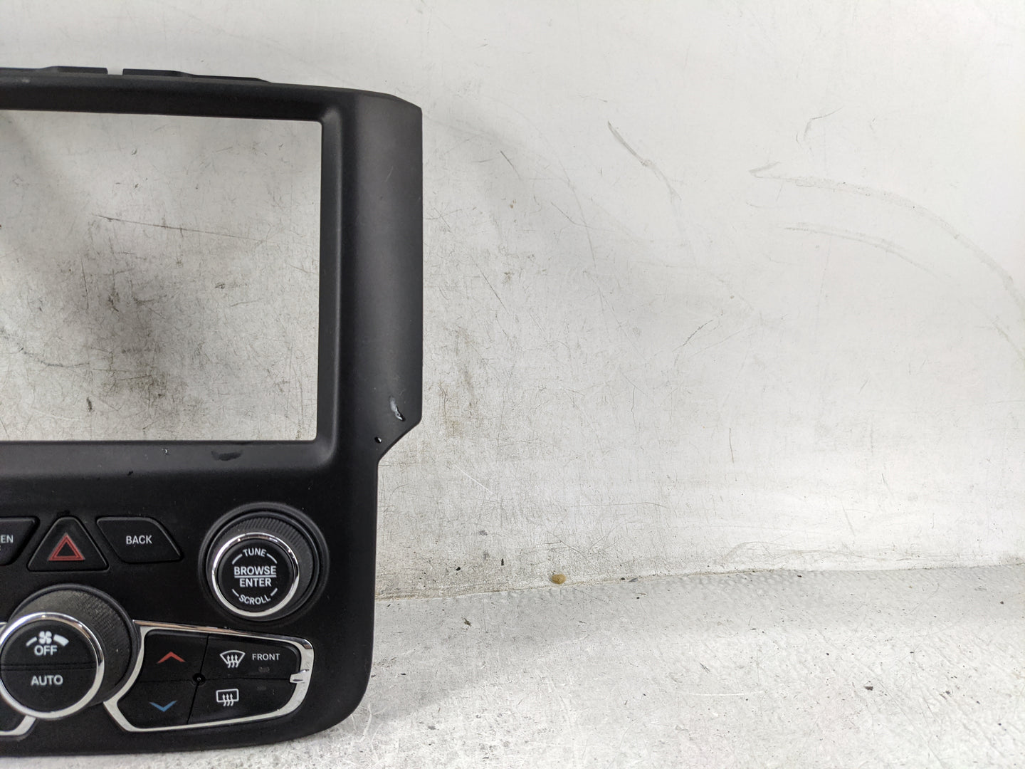2018 Dodge 3500 Pickup Climate Control Module Temperature AC/Heater Replacement P/N:1UJ97DX9AJ 16565101 Fits OEM Used Auto P