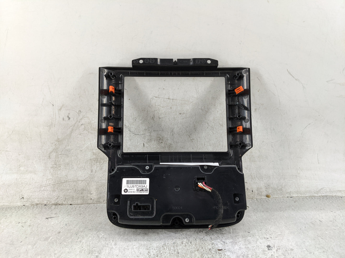 2018 Dodge 3500 Pickup Climate Control Module Temperature AC/Heater Replacement P/N:1UJ97DX9AJ 16565101 Fits OEM Used Auto P
