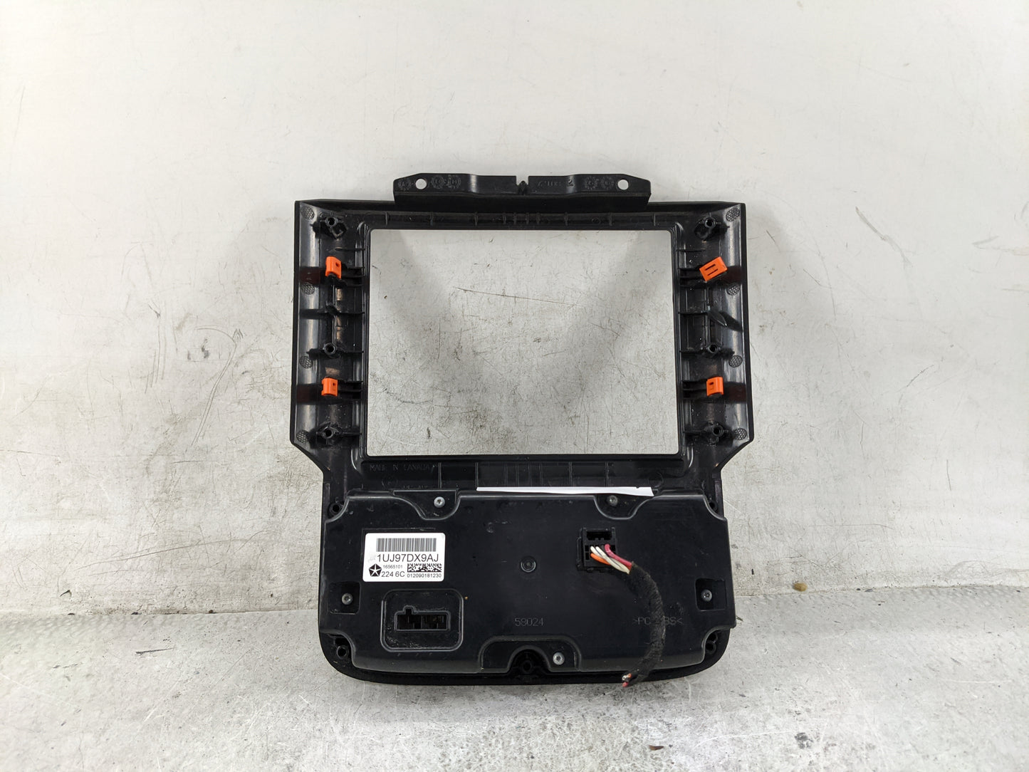 2018 Dodge 3500 Pickup Climate Control Module Temperature AC/Heater Replacement P/N:1UJ97DX9AJ 16565101 Fits OEM Used Auto P