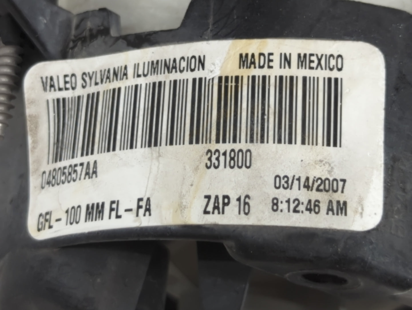 2018 Dodge Caliber Driver Left Oem Front Light Lamp - Oemusedautoparts1.com
