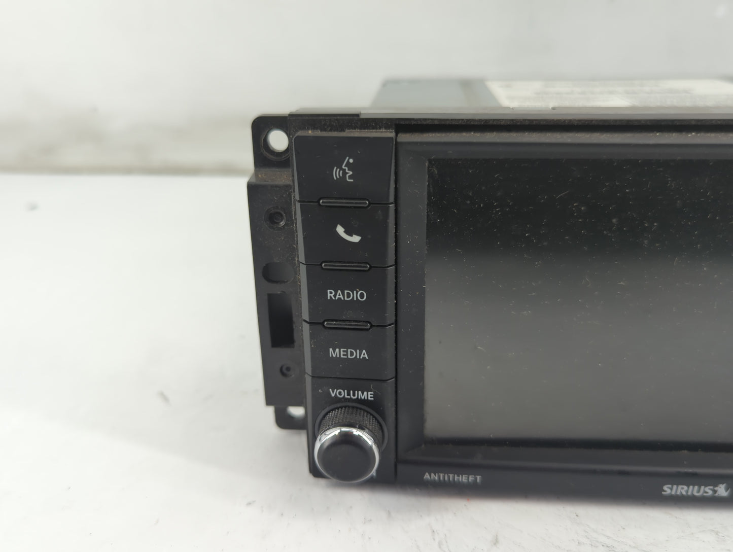 2018 Dodge Caravan Radio AM FM Cd Player Receiver Replacement P/N:P68368206AA Fits Fits 2012 2013 2014 2015 2016 2017 2019 2