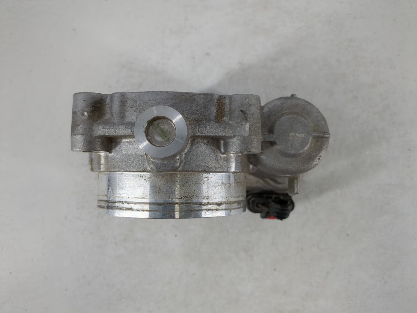 2018 Dodge Caravan Throttle Body P/N:05184349AE Fits Fits 2011 2012 2013 2014 2015 2016 2017 2019 2020 2021 2022 OEM Used Au