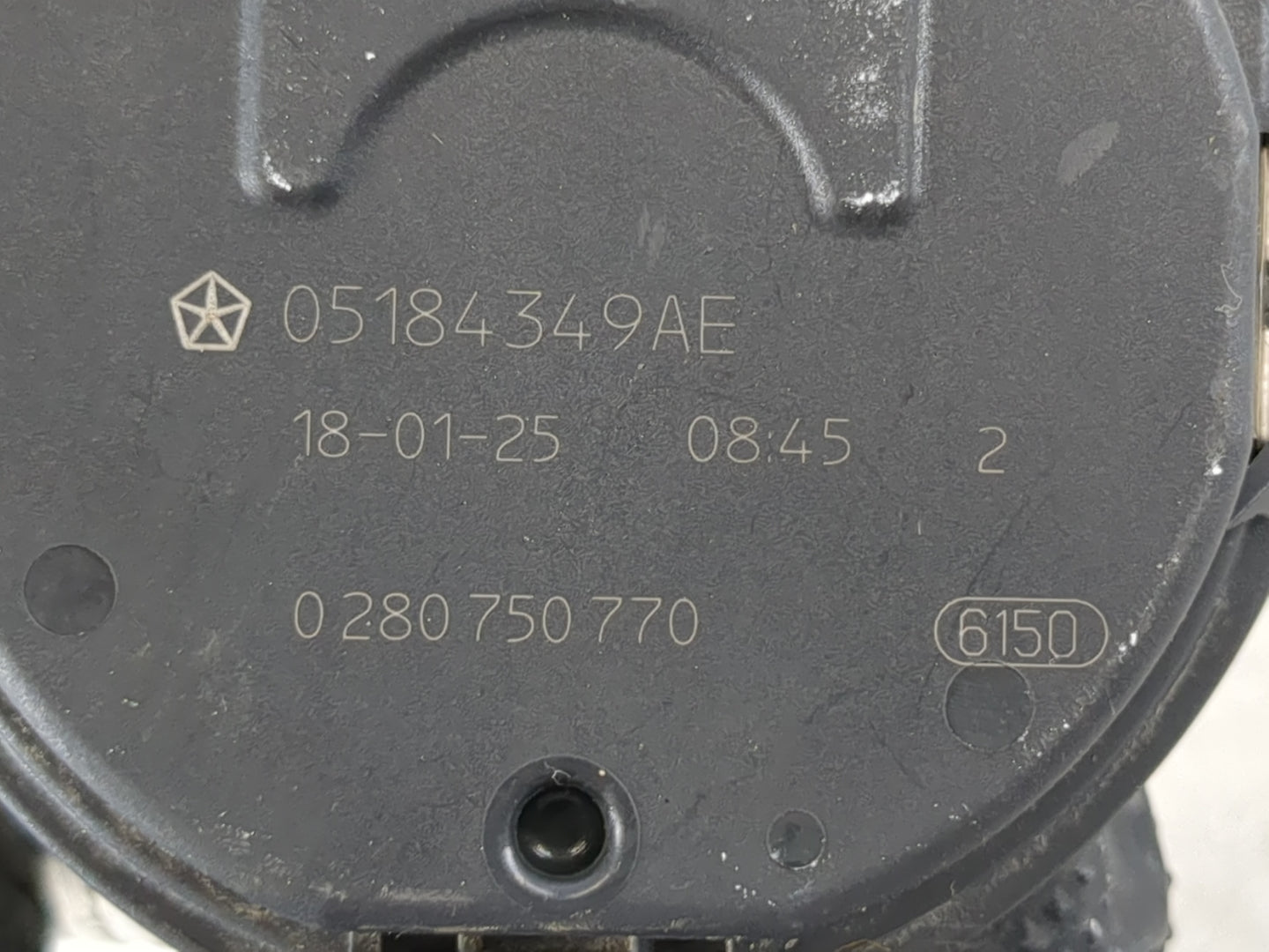 2018 Dodge Caravan Throttle Body P/N:05184349AE Fits Fits 2011 2012 2013 2014 2015 2016 2017 2019 2020 2021 2022 OEM Used Au