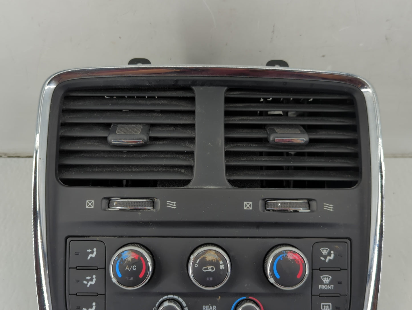 2018 Dodge Caravan Climate Control Module Temperature AC/Heater Replacement P/N:P5511240AJ Fits OEM Used Auto Parts - Oemuse