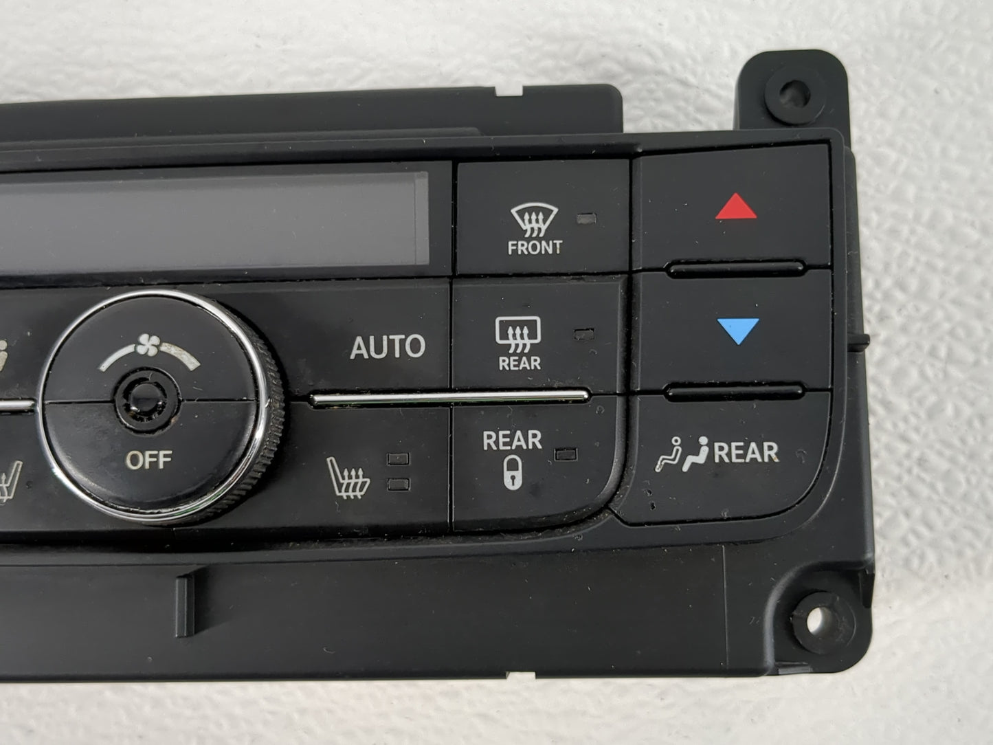 2018 Dodge Caravan Climate Control Module Temperature AC/Heater Replacement P/N:55111367AH Fits OEM Used Auto Parts - Oemuse