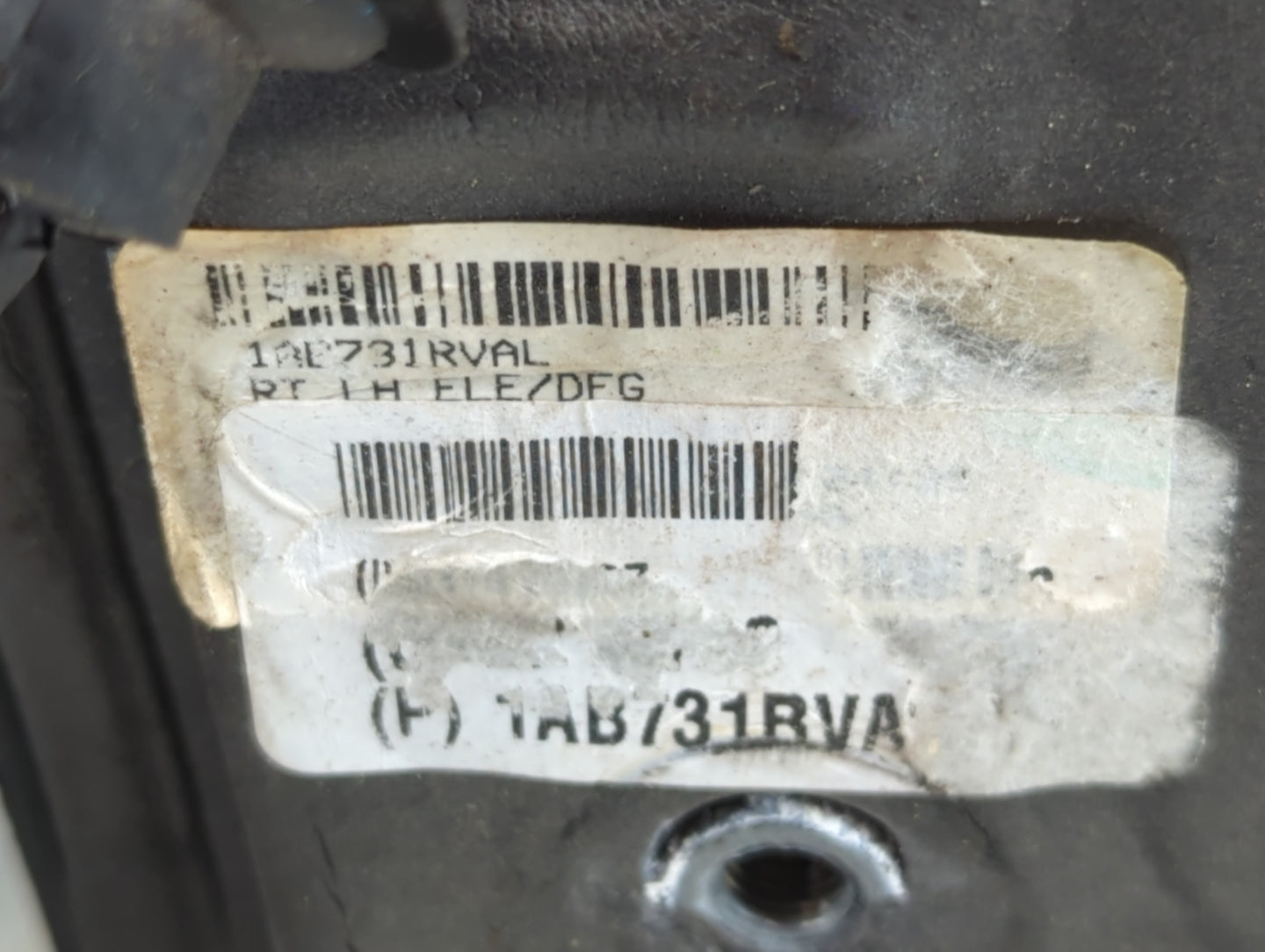 2018 Dodge Caravan Side Mirror Replacement Driver Left View Door Mirror P/N:1AB731RVA Fits OEM Used Auto Parts - Oemusedauto