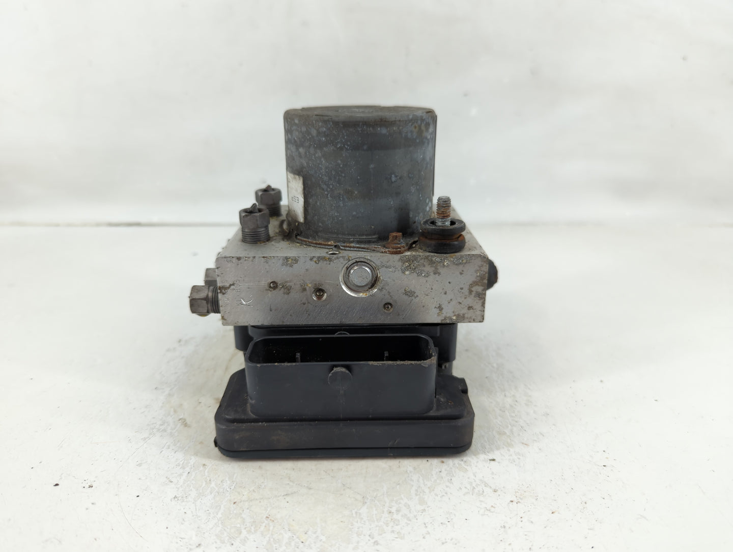 2018 Dodge Caravan ABS Pump Control Module Replacement P/N:P68183803AC Fits Fits 2015 2016 2017 2019 2020 OEM Used Auto Part