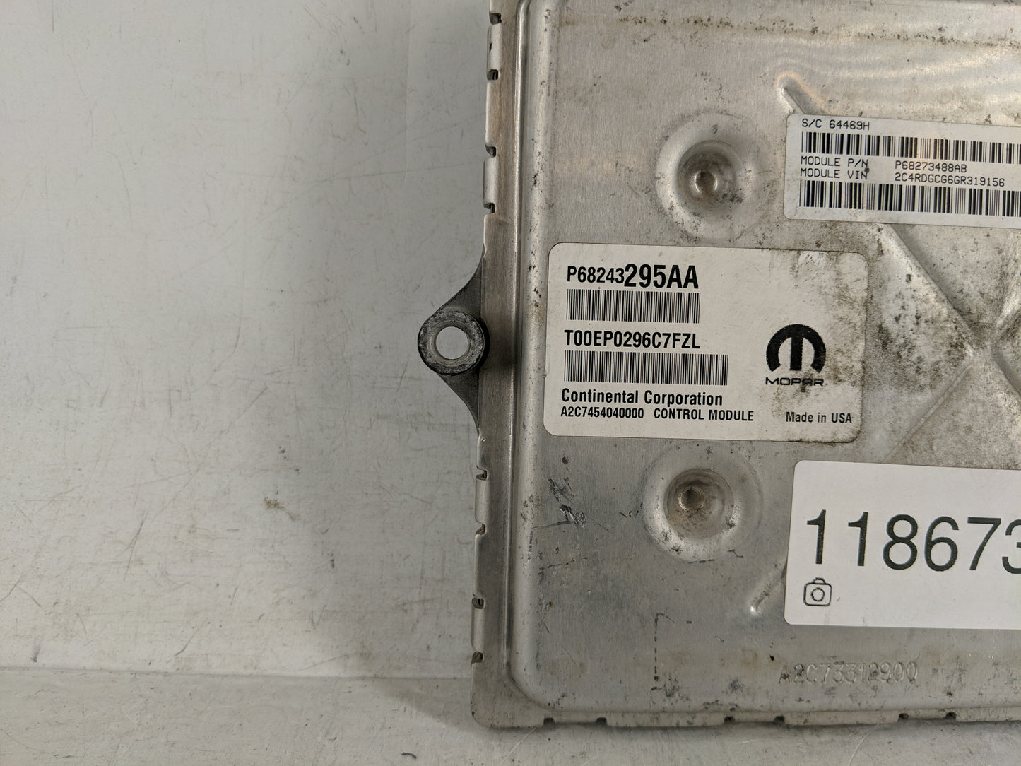 2018 Dodge Caravan PCM Engine Control Computer ECU ECM PCU OEM P/N:P68243295AA P68243295AB Fits Fits 2016 2017 2019 2020 OEM