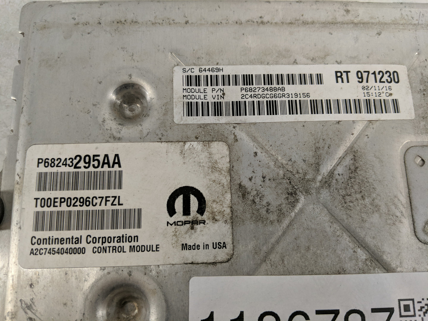 2018 Dodge Caravan PCM Engine Control Computer ECU ECM PCU OEM P/N:P68243295AA P68243295AB Fits Fits 2016 2017 2019 2020 OEM