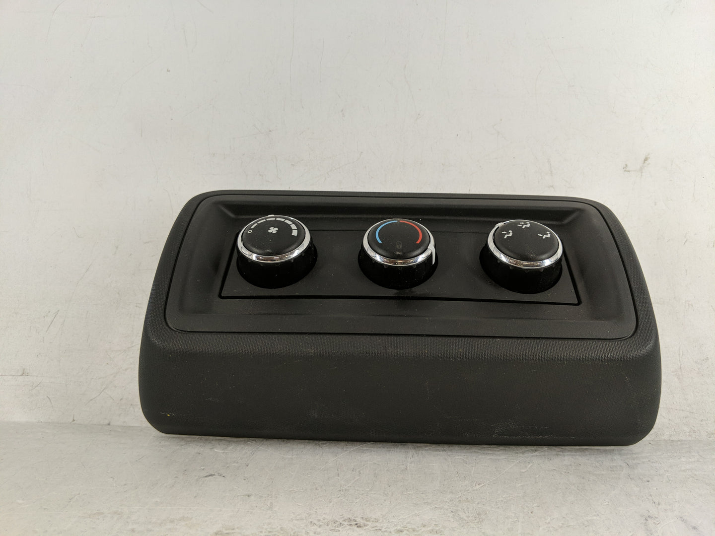 2018 Dodge Caravan Climate Control Module Temperature AC/Heater Replacement P/N:55111312AC Fits OEM Used Auto Parts - Oemuse