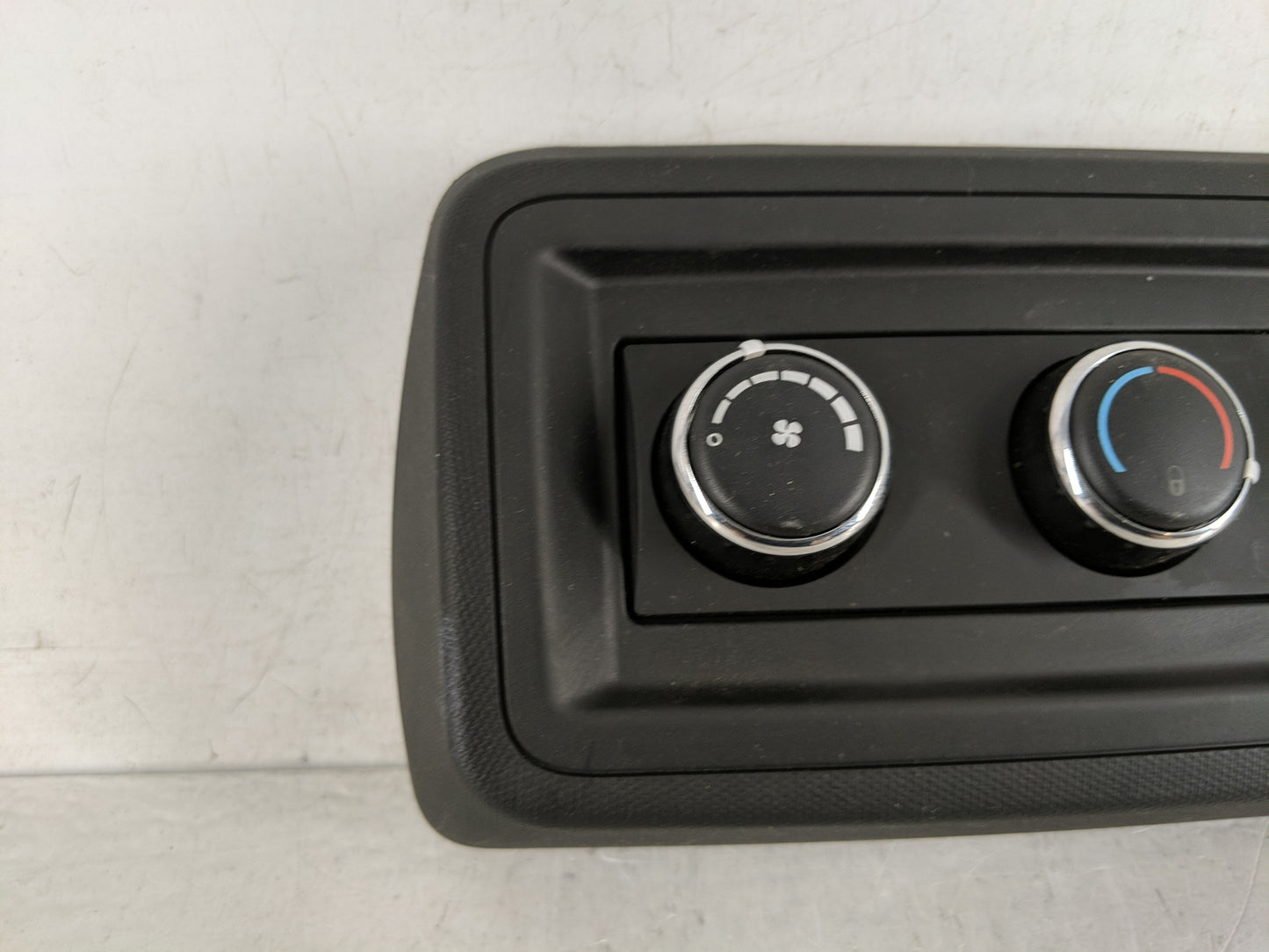 2018 Dodge Caravan Climate Control Module Temperature AC/Heater Replacement P/N:55111312AC Fits OEM Used Auto Parts - Oemuse