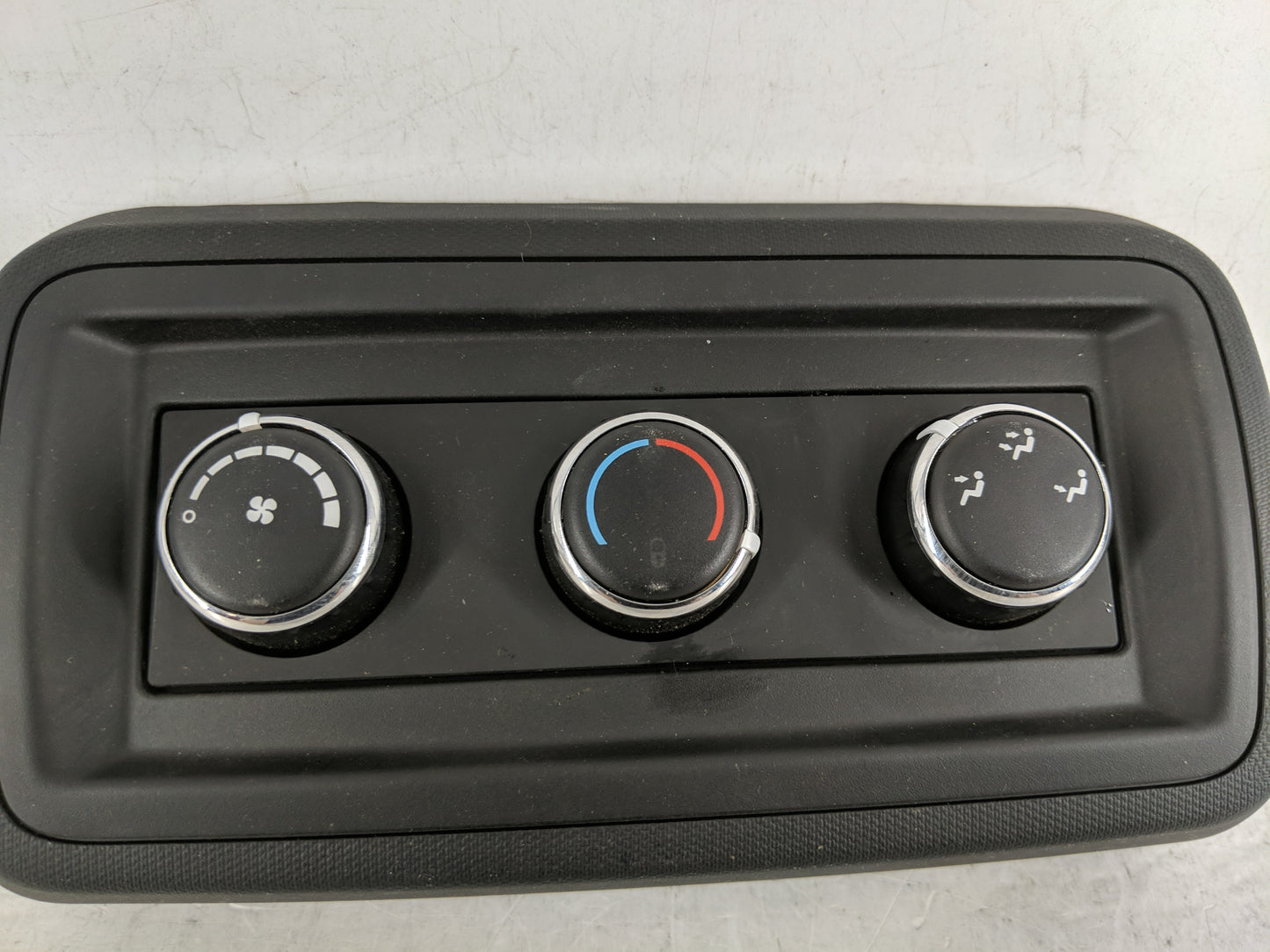 2018 Dodge Caravan Climate Control Module Temperature AC/Heater Replacement P/N:55111312AC Fits OEM Used Auto Parts - Oemuse