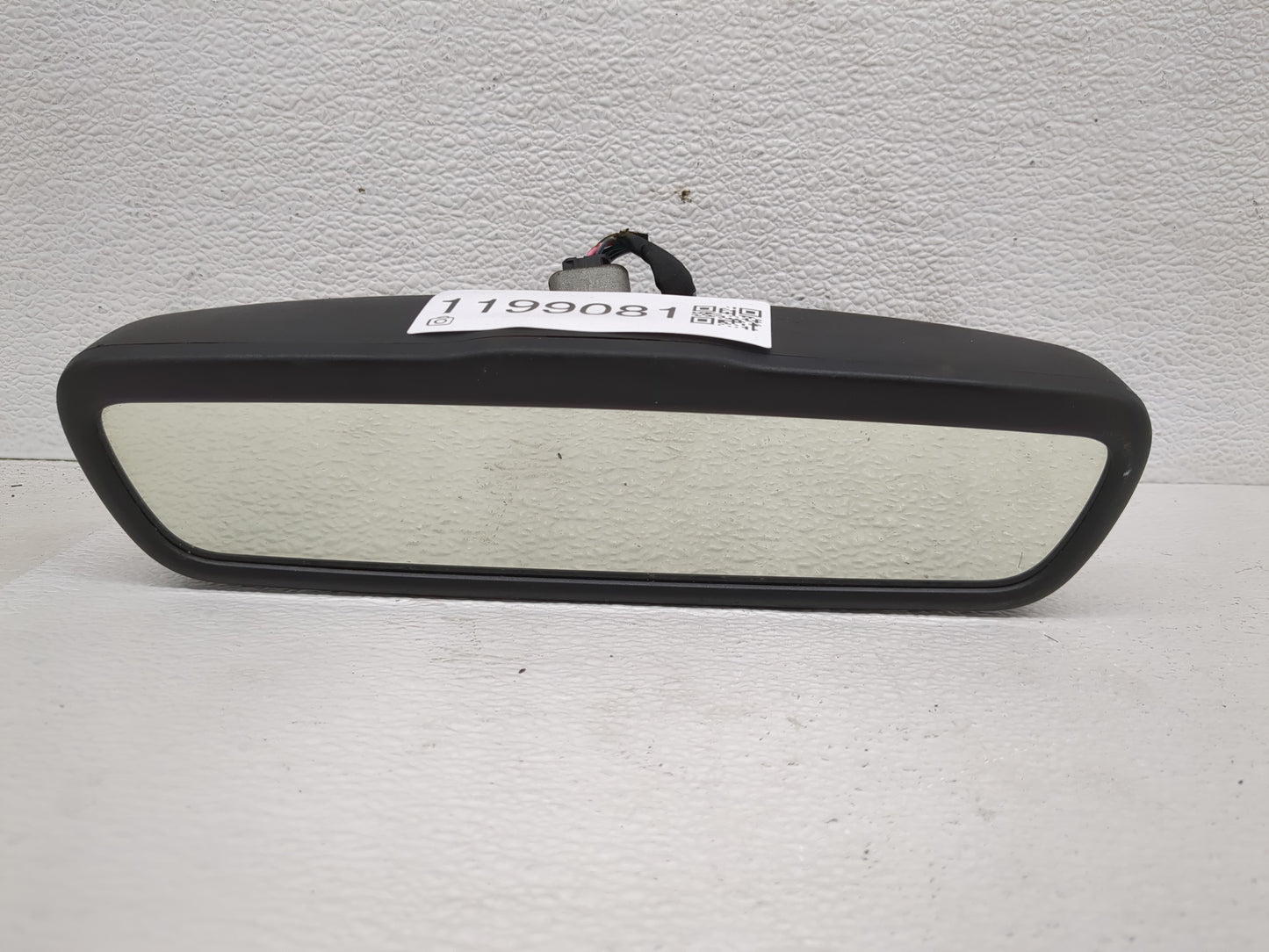 2018 Dodge Caravan Interior Rear View Mirror Replacement OEM P/N:68203591AD Fits Fits 2019 2020 OEM Used Auto Parts - Oemuse