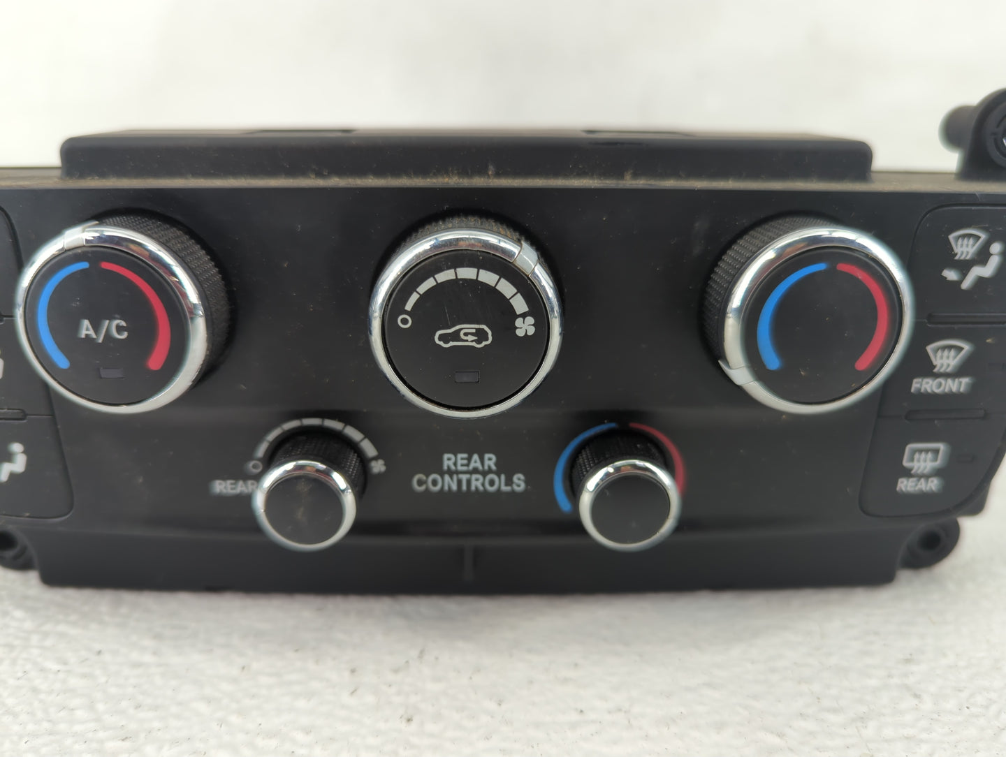 2018 Dodge Caravan Climate Control Module Temperature AC/Heater Replacement P/N:P55111240AJ Fits OEM Used Auto Parts - Oemus
