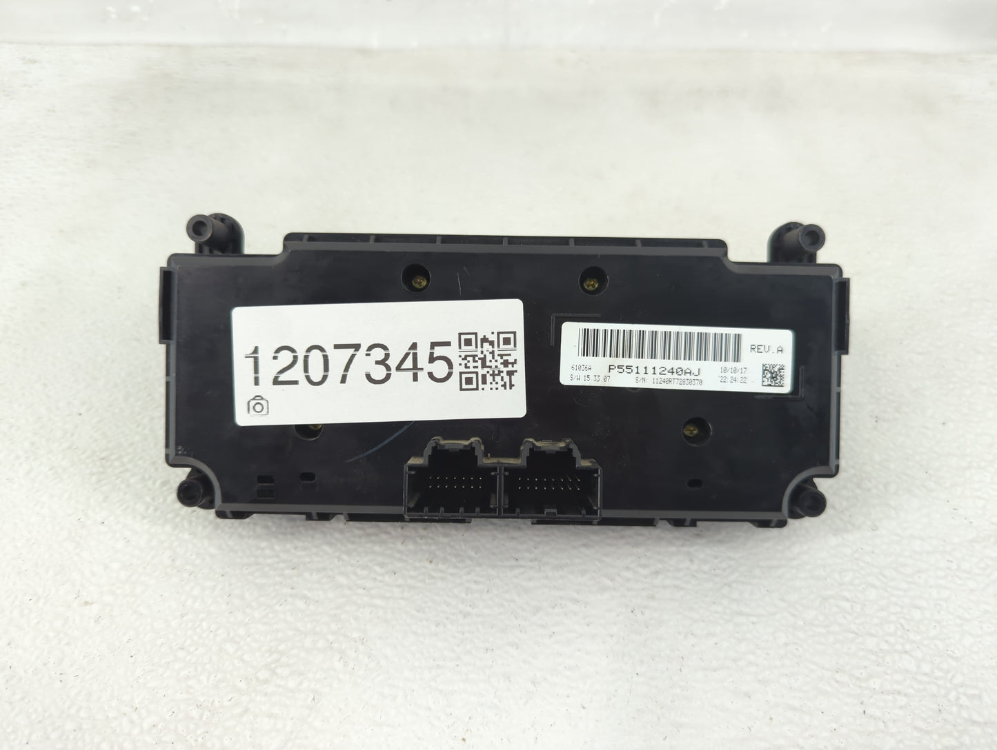 2018 Dodge Caravan Climate Control Module Temperature AC/Heater Replacement P/N:P55111240AJ Fits OEM Used Auto Parts - Oemus