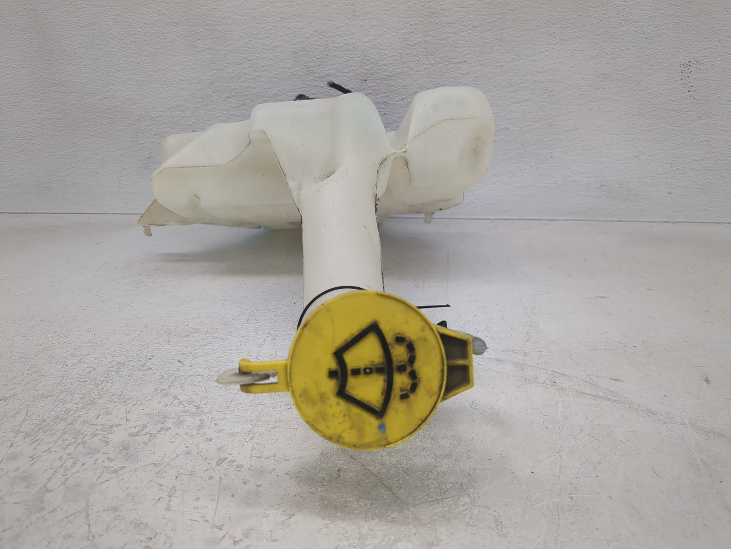 Dodge Caravan Windshield Washer Fluid Reservoir Bottle Oem - Oemusedautoparts1.com