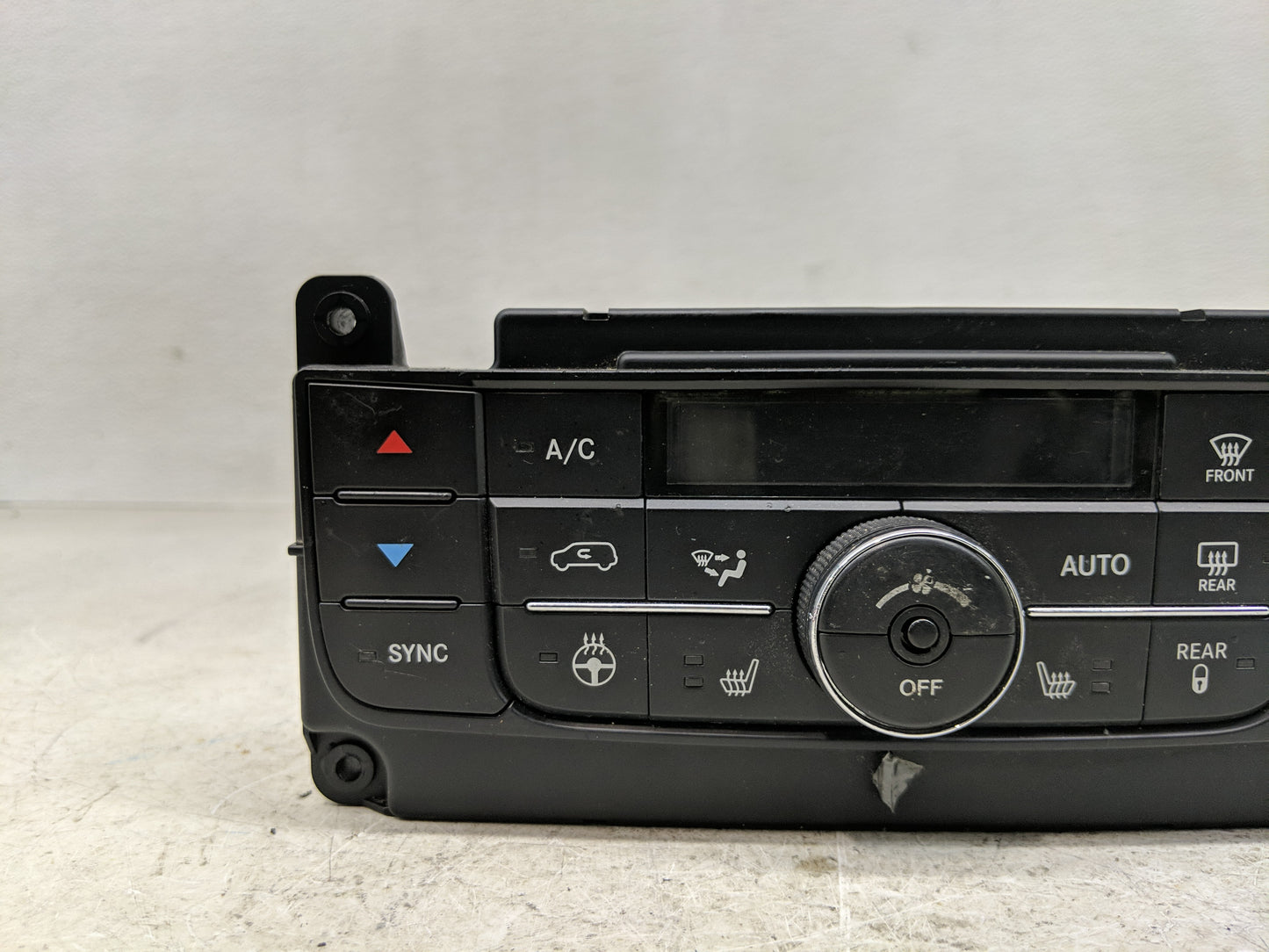 2018 Dodge Caravan Climate Control Module Temperature AC/Heater Replacement P/N:55111367AH Fits OEM Used Auto Parts - Oemuse