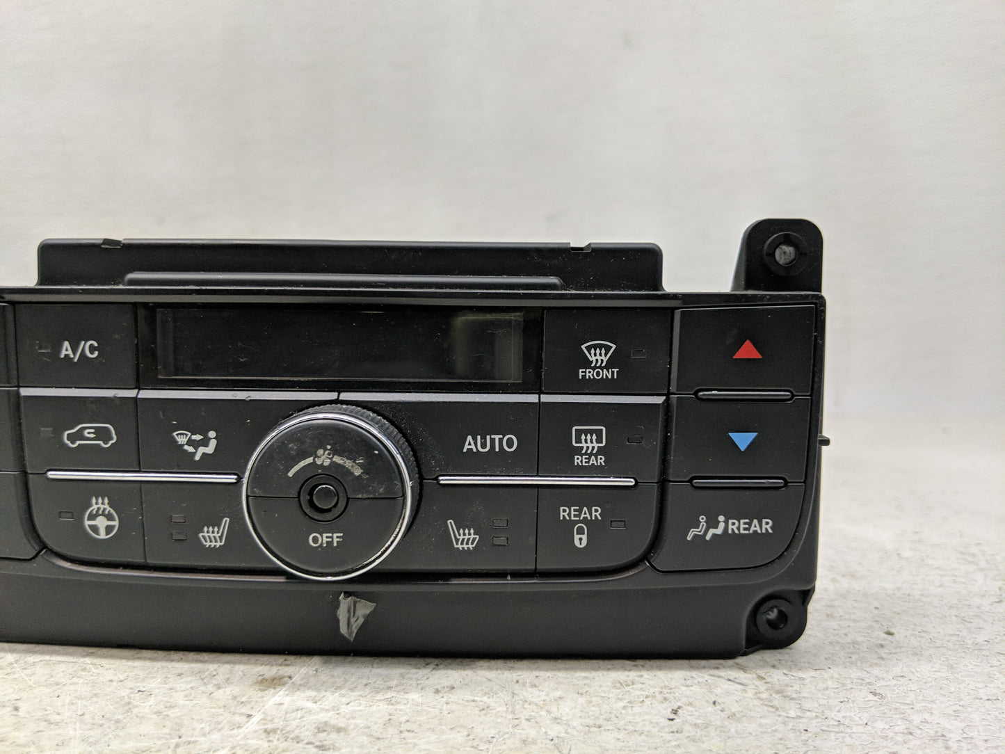 2018 Dodge Caravan Climate Control Module Temperature AC/Heater Replacement P/N:55111367AH Fits OEM Used Auto Parts - Oemuse