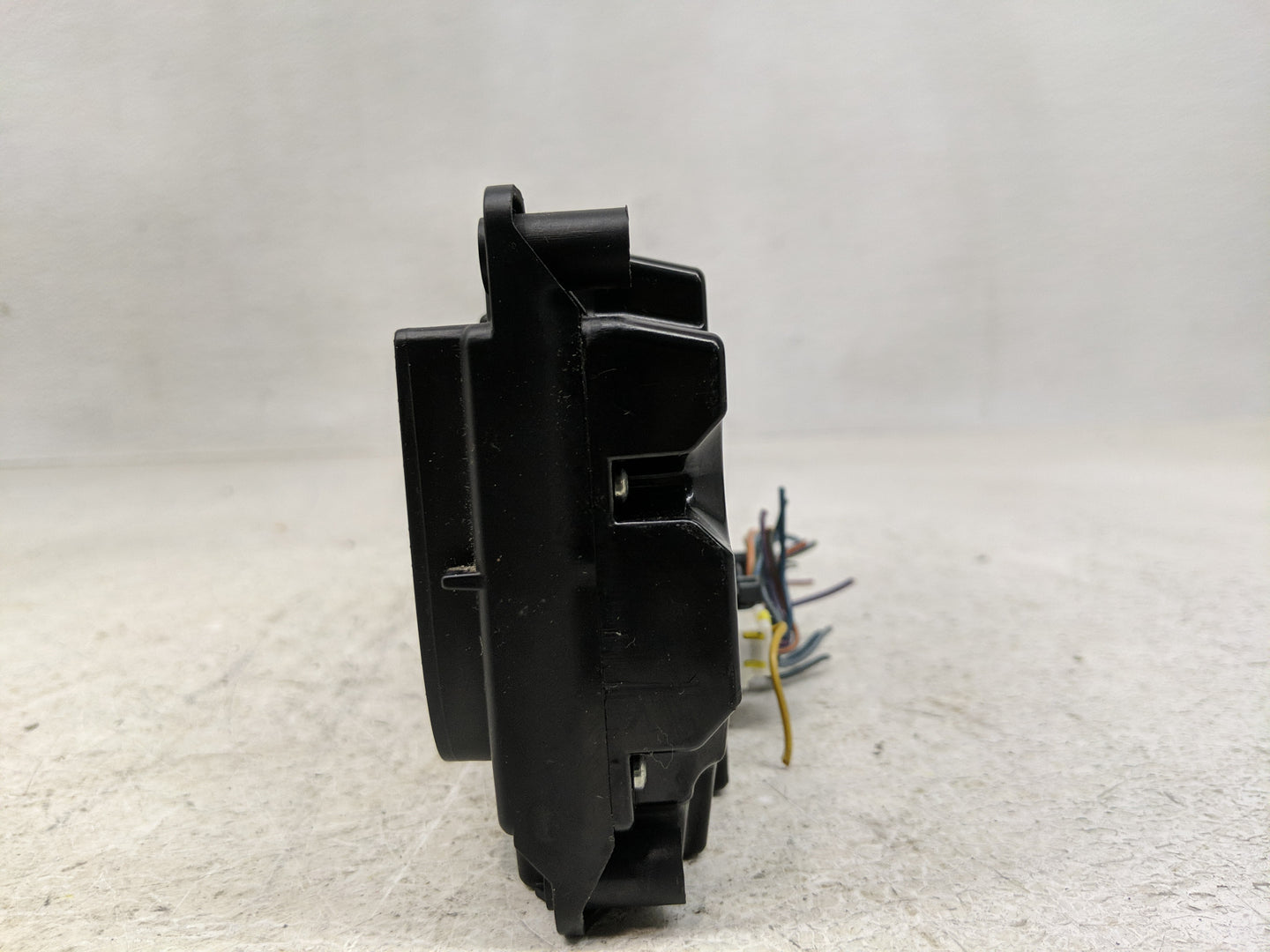 2018 Dodge Caravan Climate Control Module Temperature AC/Heater Replacement P/N:55111367AH Fits OEM Used Auto Parts - Oemuse