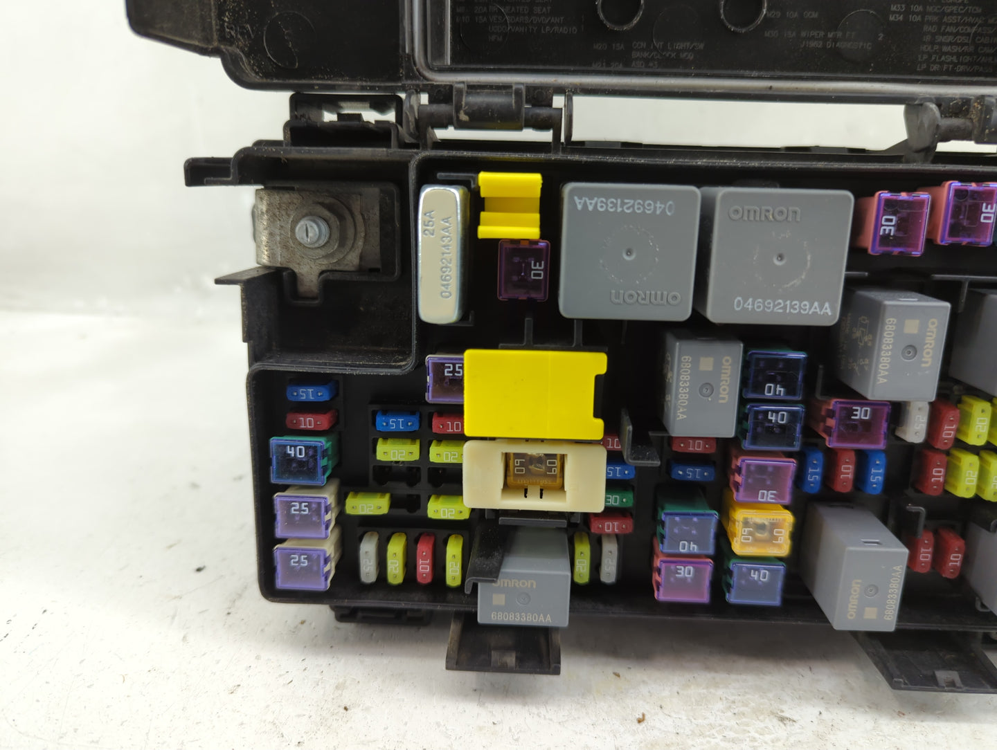 Dodge Caravan Fusebox Fuse Box Relay Module Tipm 68239606aa - Oemusedautoparts1.com