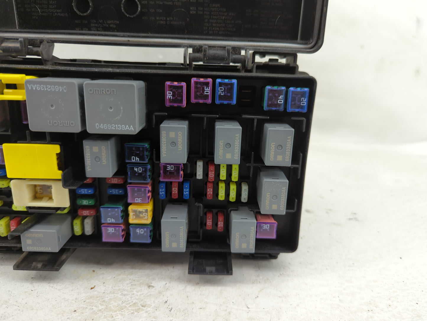 Dodge Caravan Fusebox Fuse Box Relay Module Tipm 68239606aa - Oemusedautoparts1.com