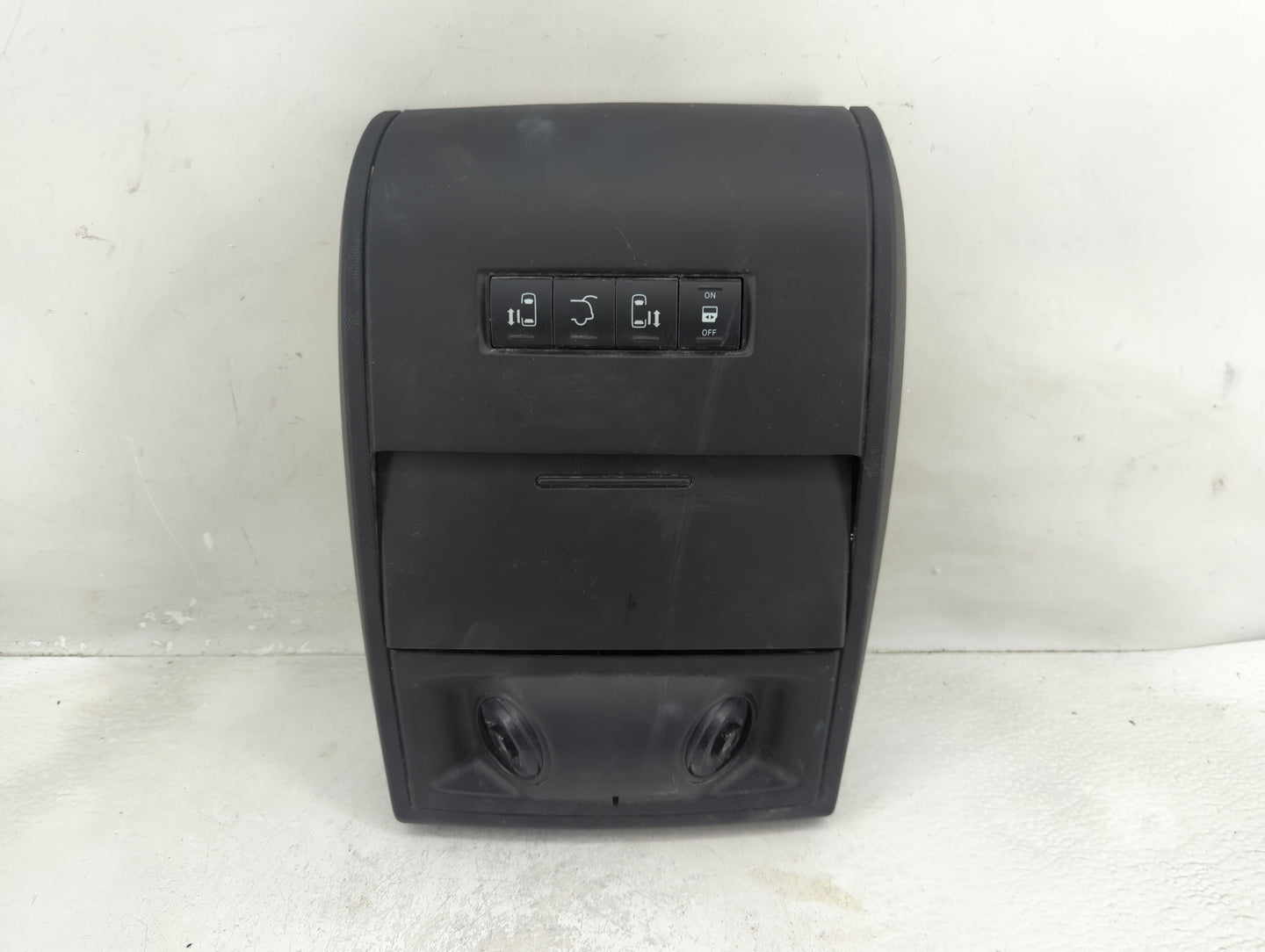 2018 Dodge Caravan Overhead Roof Console - Oemusedautoparts1.com