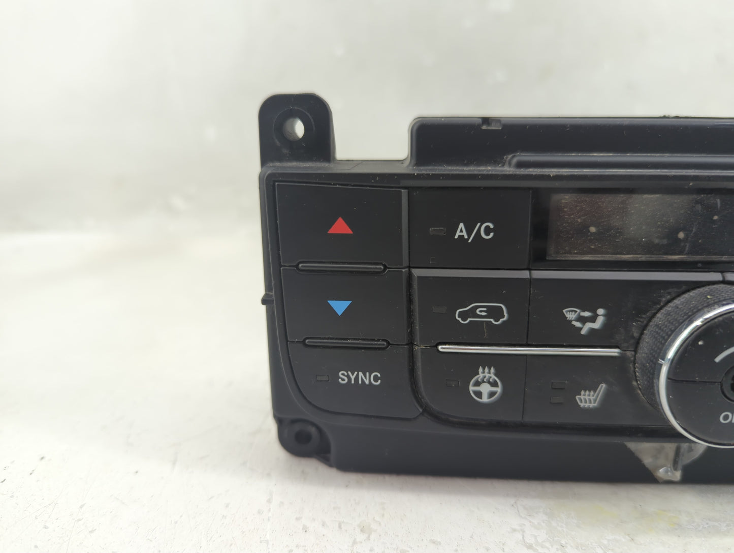 2018 Dodge Caravan Climate Control Module Temperature AC/Heater Replacement P/N:55111367AH Fits OEM Used Auto Parts - Oemuse