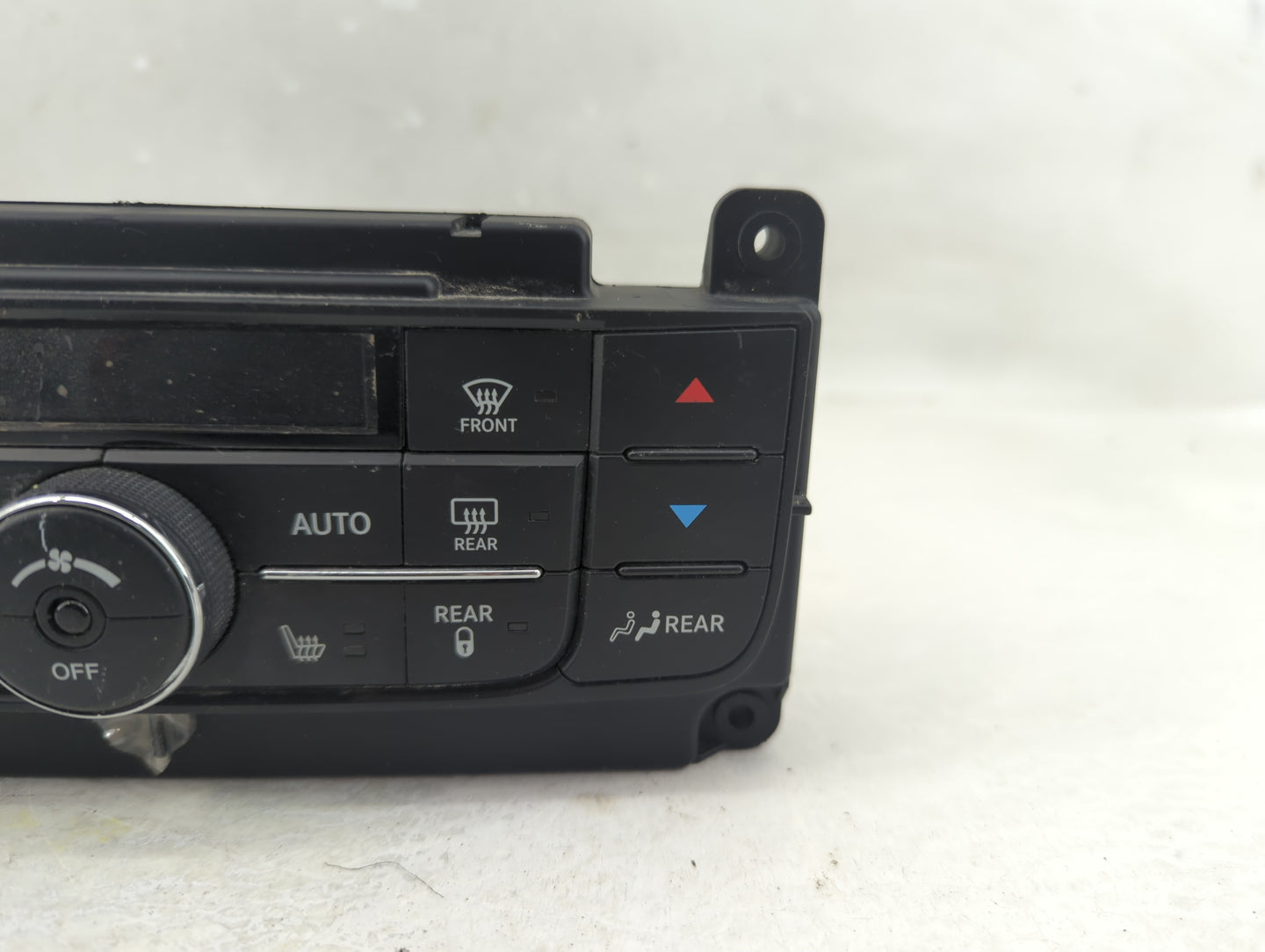 2018 Dodge Caravan Climate Control Module Temperature AC/Heater Replacement P/N:55111367AH Fits OEM Used Auto Parts - Oemuse