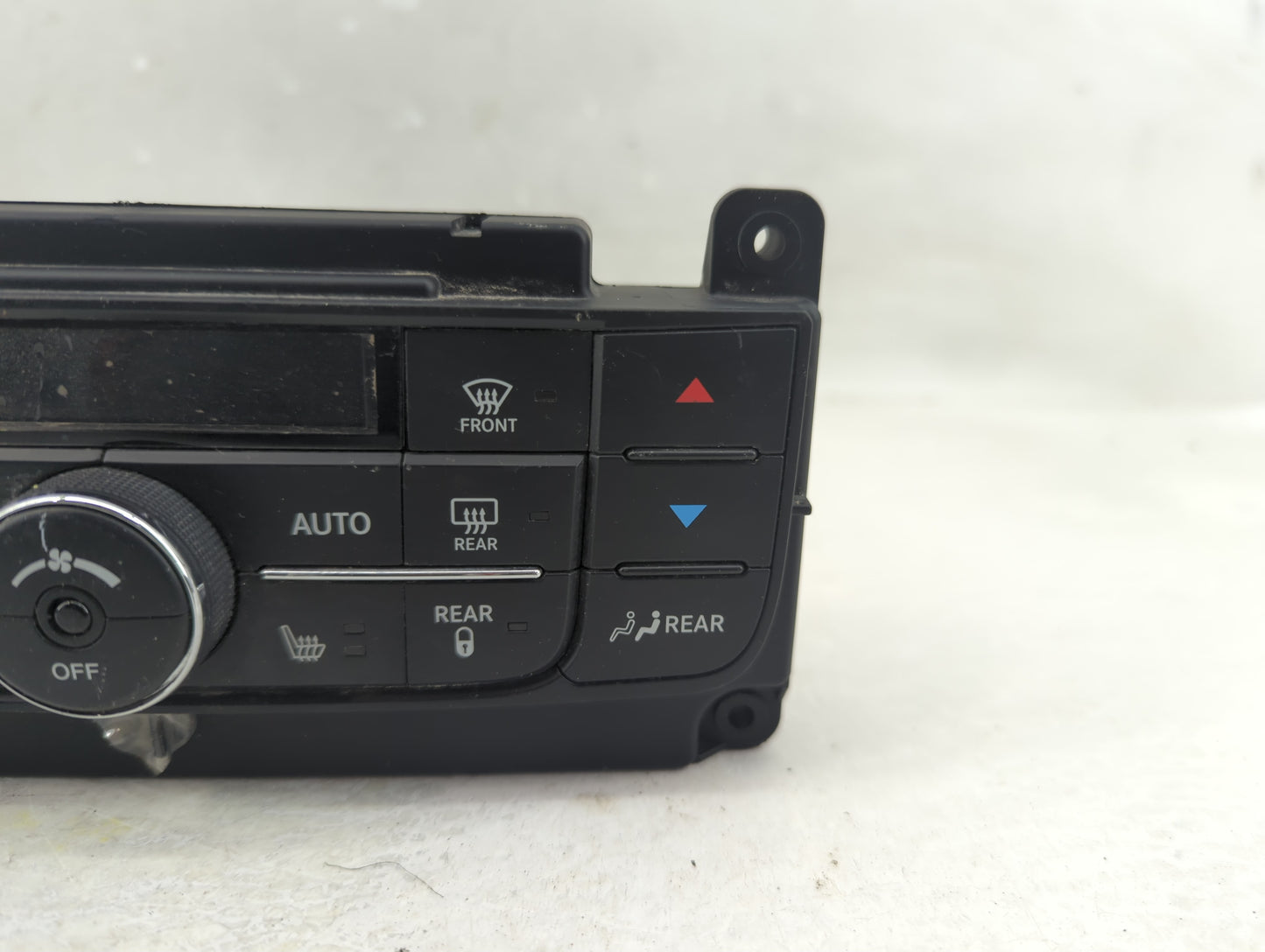 2018 Dodge Caravan Climate Control Module Temperature AC/Heater Replacement P/N:55111367AH Fits OEM Used Auto Parts - Oemuse
