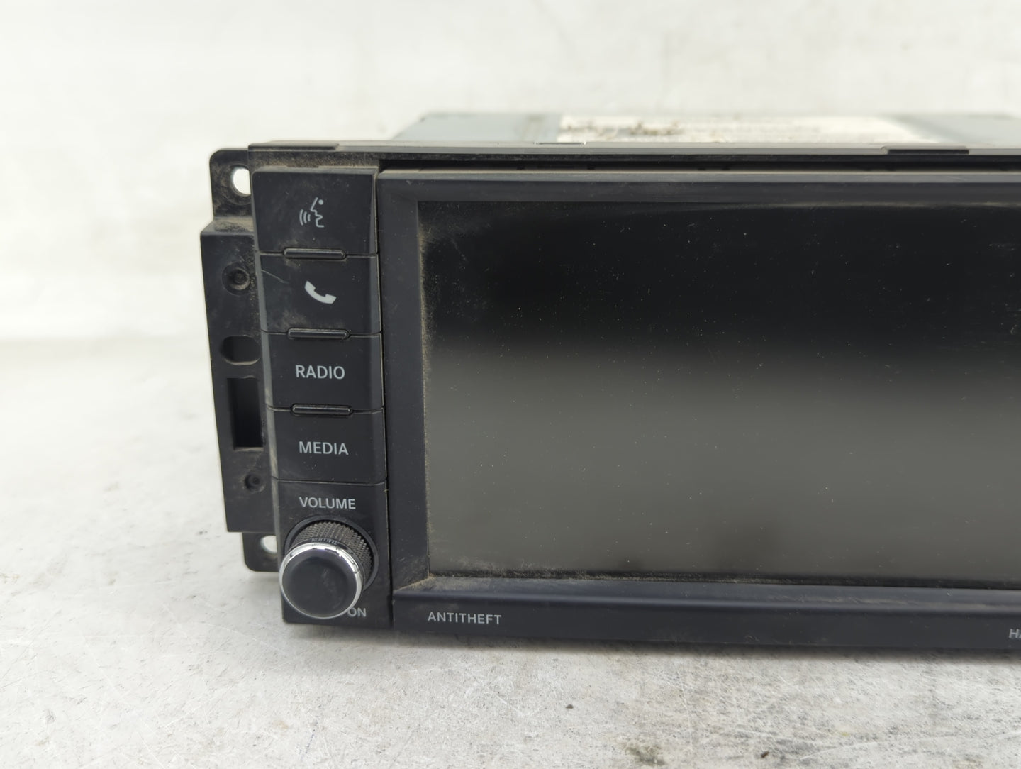 2018 Dodge Caravan Radio AM FM Cd Player Receiver Replacement P/N:P68368200AA Fits Fits 2012 2013 2014 2015 2016 2017 2019 2