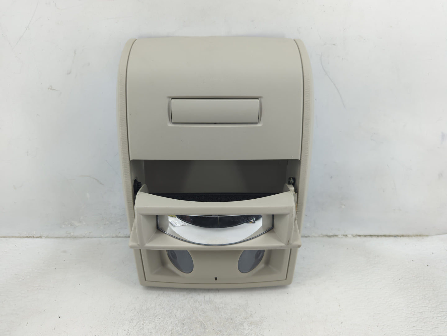 2018 Dodge Caravan Overhead Roof Console - Oemusedautoparts1.com