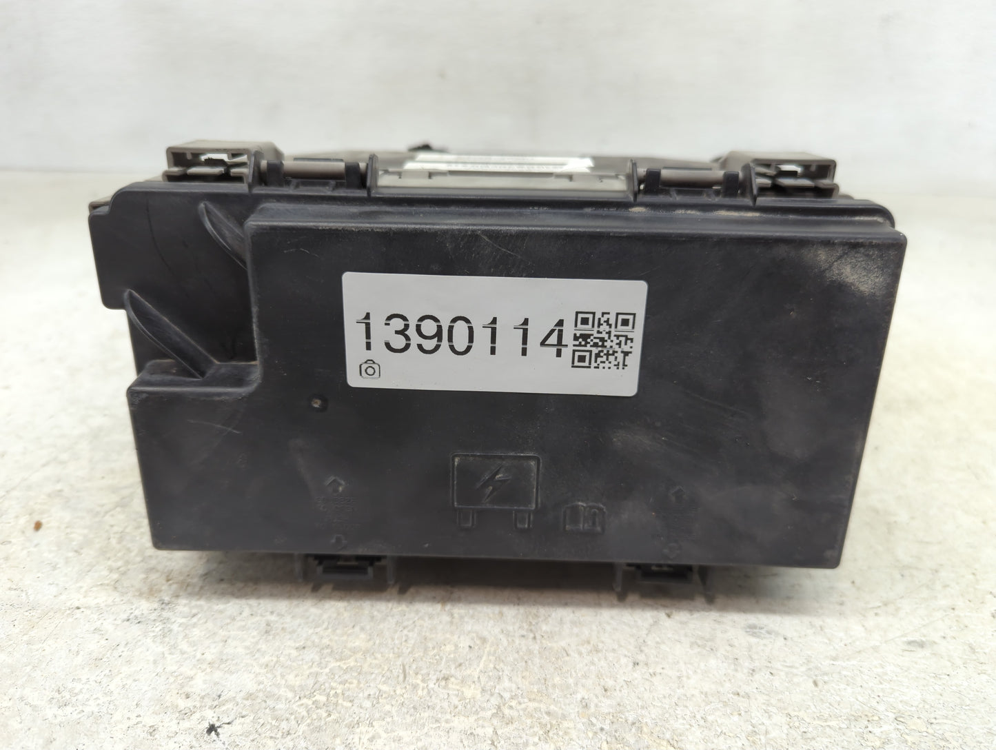 Dodge Caravan Fusebox Fuse Box Relay Module Tipm R62337-001 - Oemusedautoparts1.com