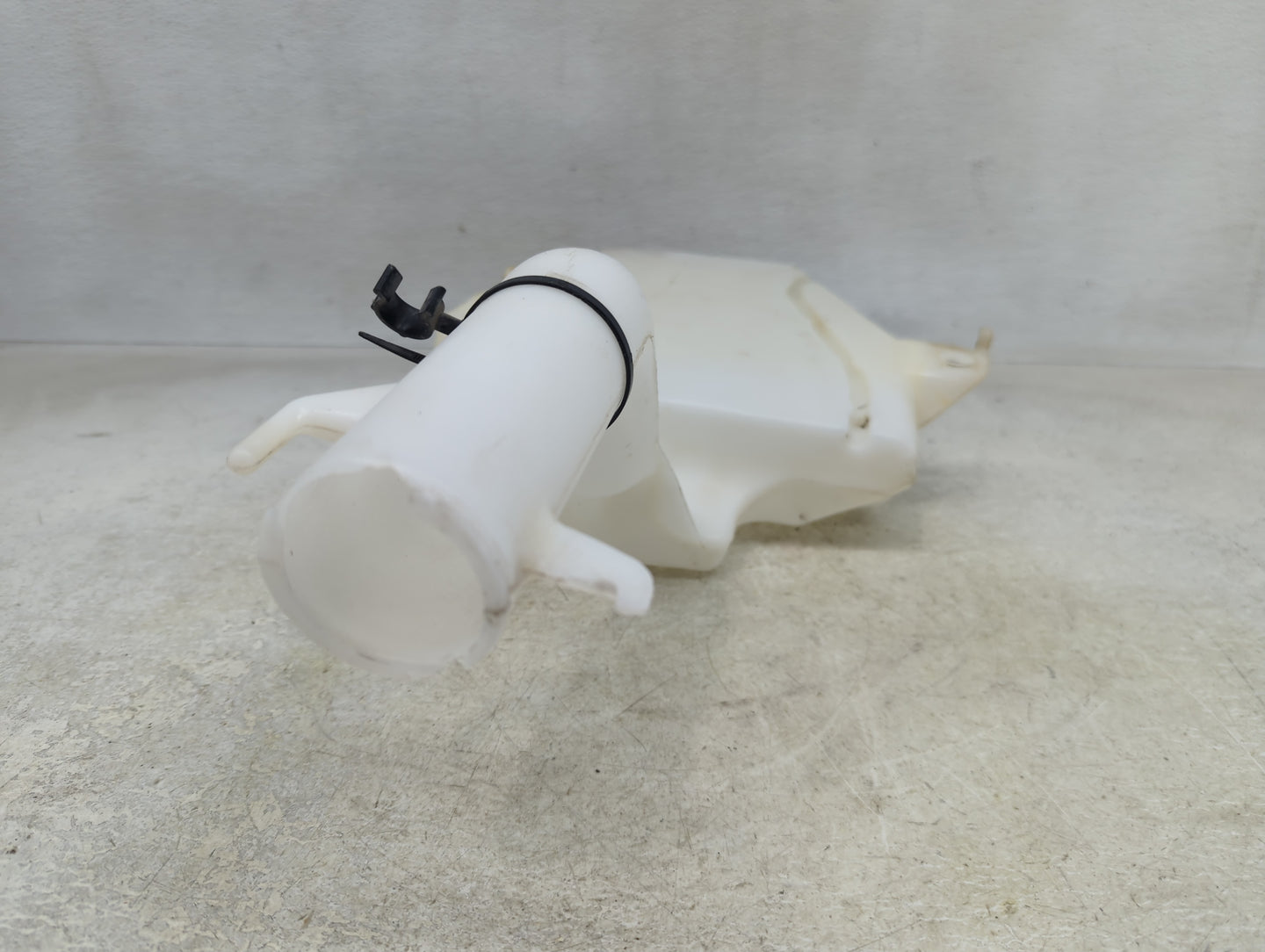 Dodge Caravan Windshield Washer Fluid Reservoir Bottle Oem - Oemusedautoparts1.com