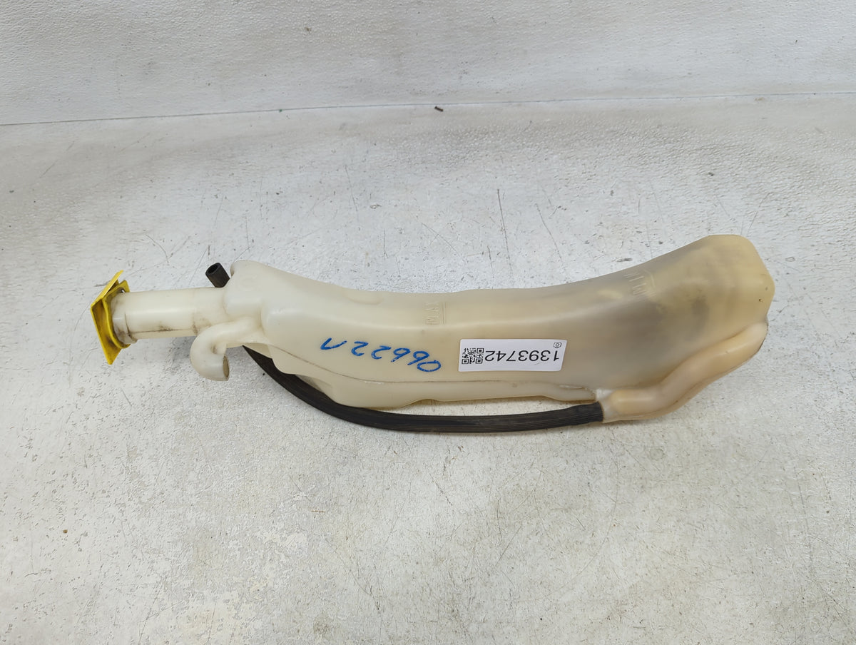 Dodge Caravan Radiator Coolant Overflow Expansion Tank Bottle 1393742 - Oemusedautoparts1.com