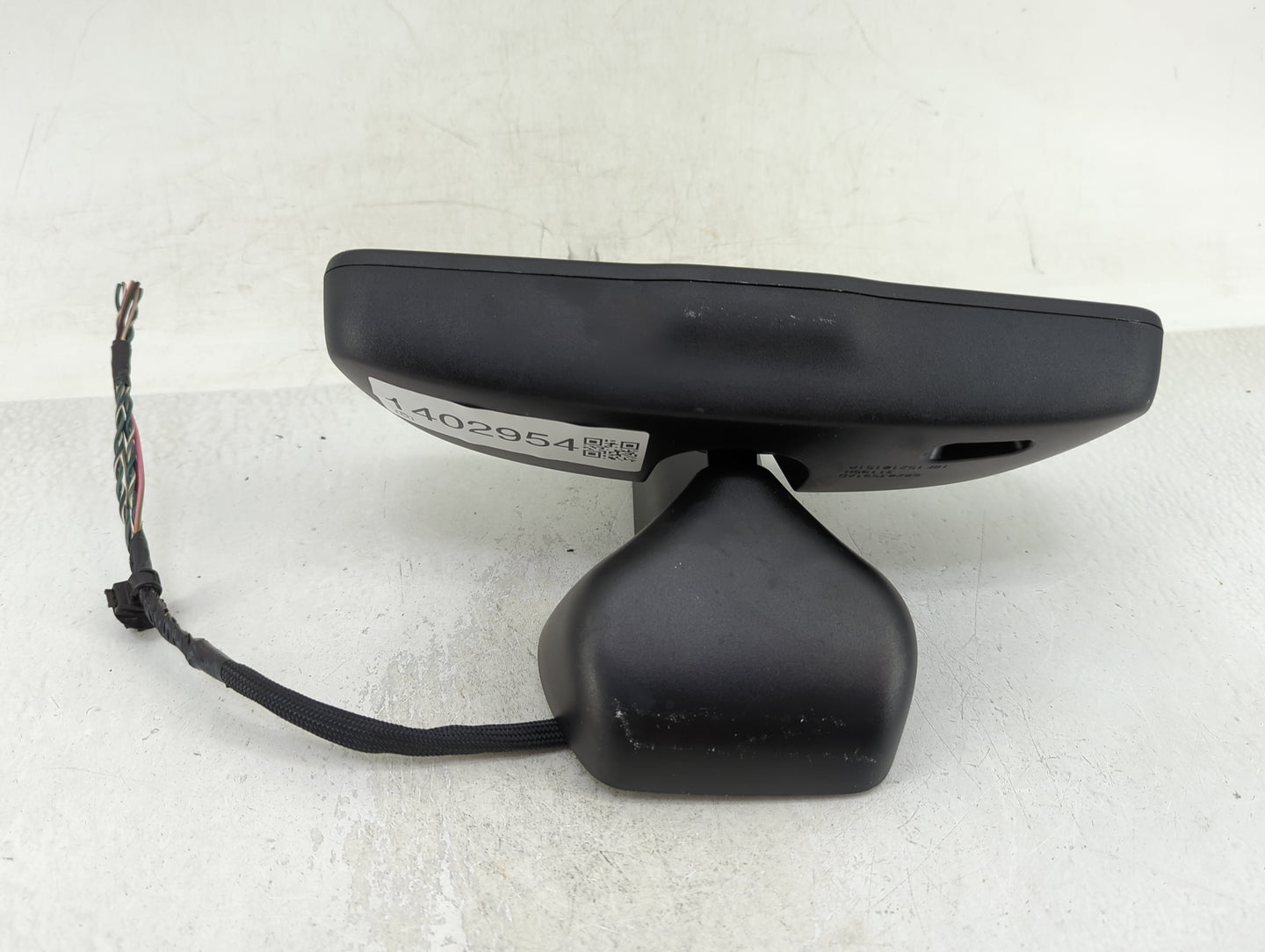 2018 Dodge Caravan Interior Rear View Mirror Replacement OEM P/N:68203591AD Fits OEM Used Auto Parts - Oemusedautoparts1.com