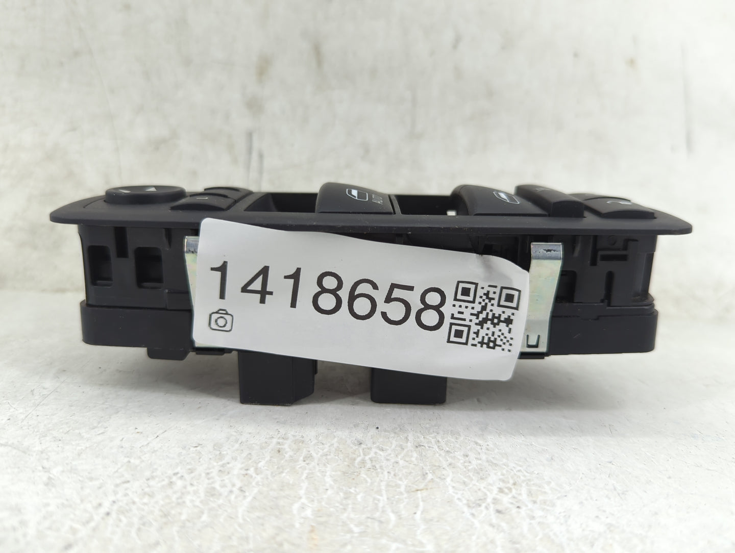 2018 Dodge Caravan Master Power Window Switch Replacement Driver Side Left P/N:68298871AA Fits OEM Used Auto Parts - Oemused