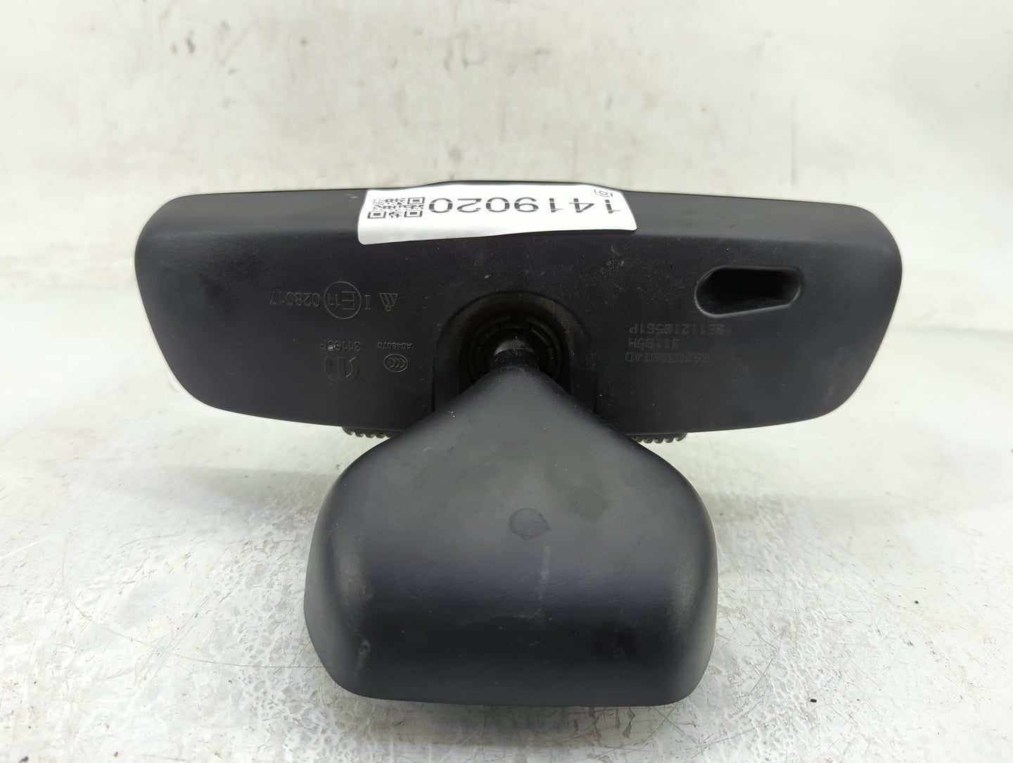 2018 Dodge Caravan Interior Rear View Mirror Replacement OEM P/N:A048070 Fits OEM Used Auto Parts - Oemusedautoparts1.com