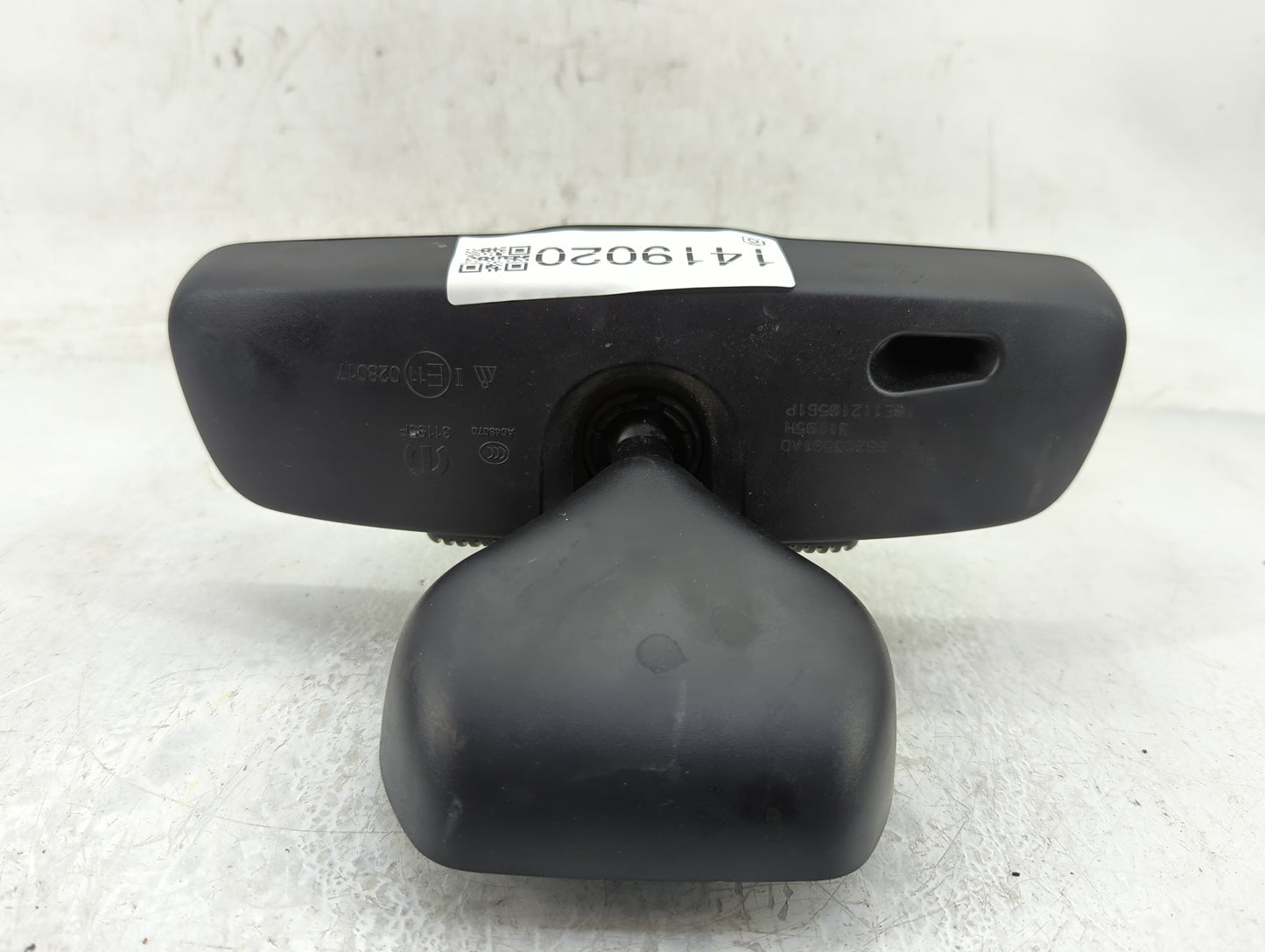 2018 Dodge Caravan Interior Rear View Mirror Replacement OEM P/N:A048070 Fits OEM Used Auto Parts - Oemusedautoparts1.com