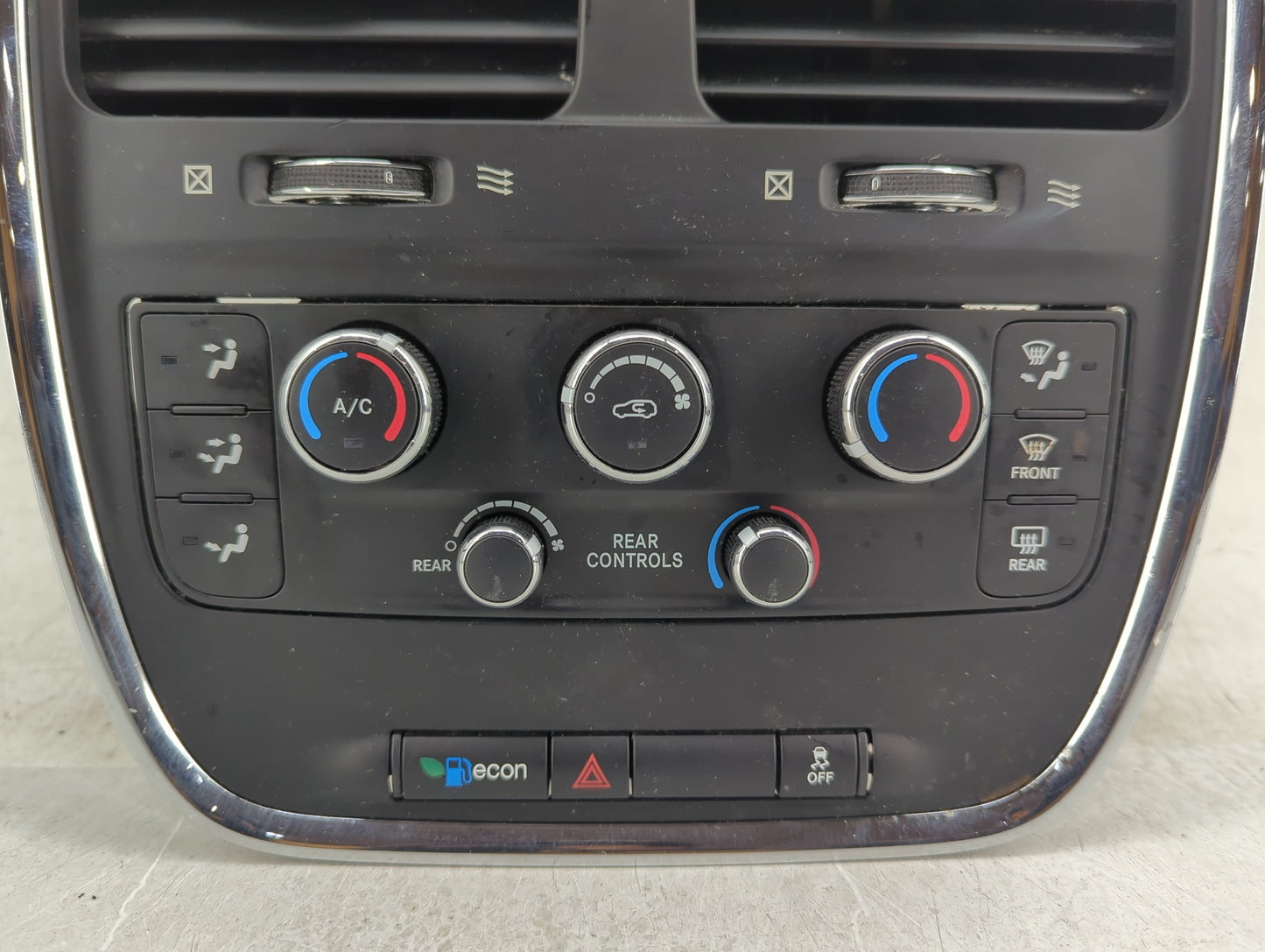 2018 Dodge Caravan Climate Control Module Temperature AC/Heater Replacement P/N:P55111240AJ 68110972AA Fits OEM Used Auto Pa