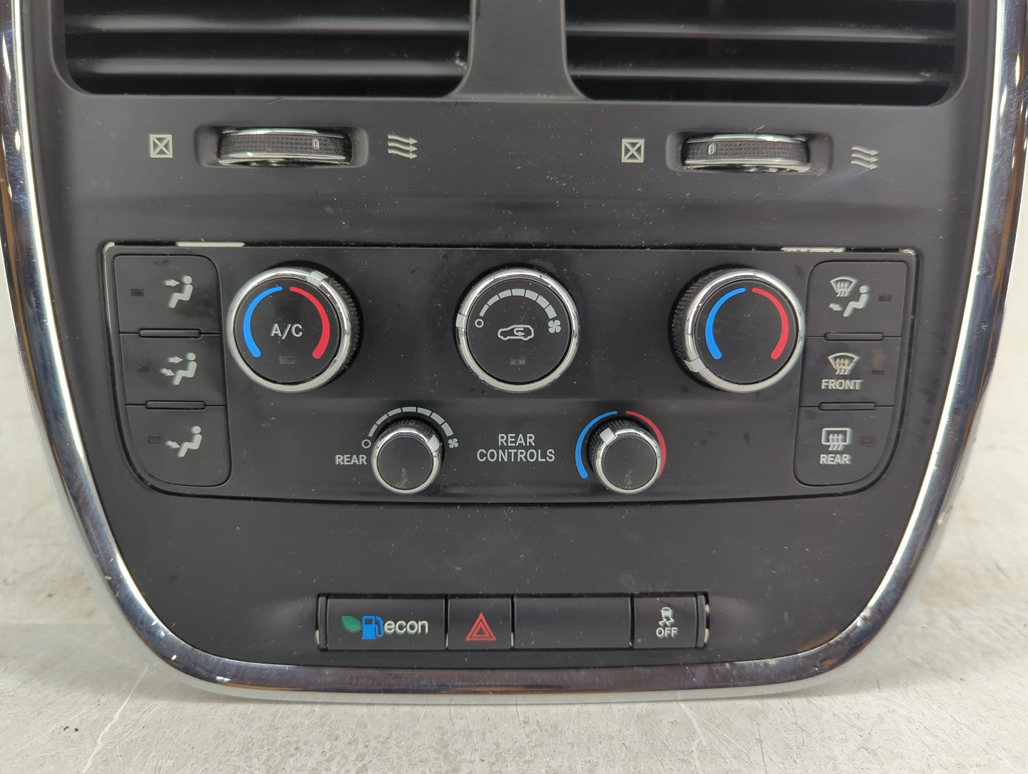 2018 Dodge Caravan Climate Control Module Temperature AC/Heater Replacement P/N:P55111240AJ 68110972AA Fits OEM Used Auto Pa
