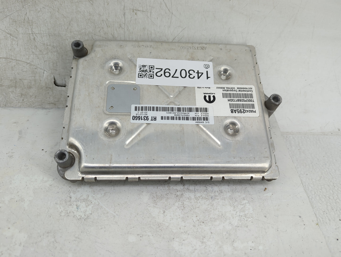2018 Dodge Caravan PCM Engine Control Computer ECU ECM PCU OEM P/N:68243295AB Fits Fits 2016 2017 2019 2020 OEM Used Auto Pa