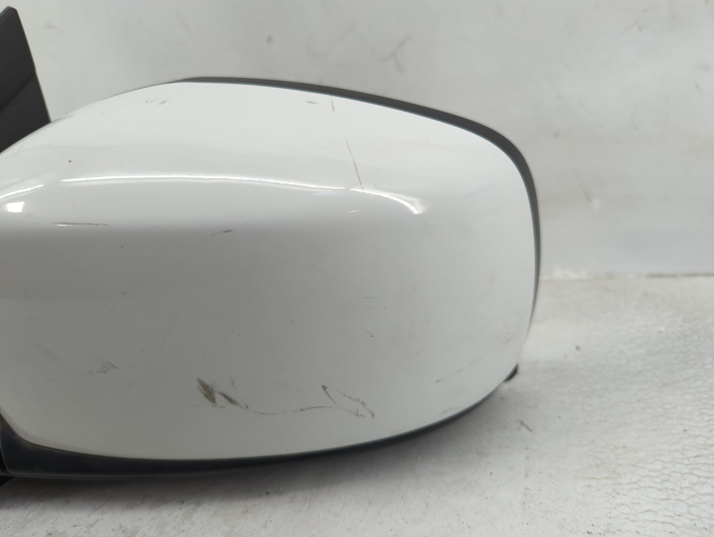 2018 Dodge Caravan Driver Side View Mirror - Left Door Mirror OEM Used - Oemusedautoparts1.com