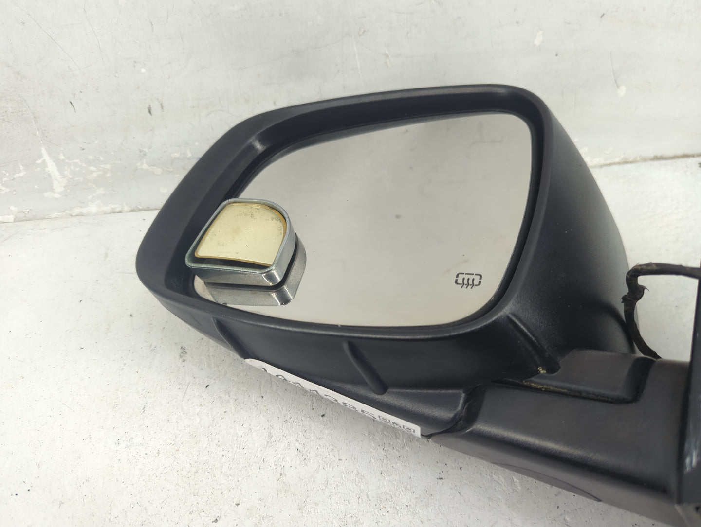2018 Dodge Caravan Driver Side View Mirror - Left Door Mirror OEM Used - Oemusedautoparts1.com