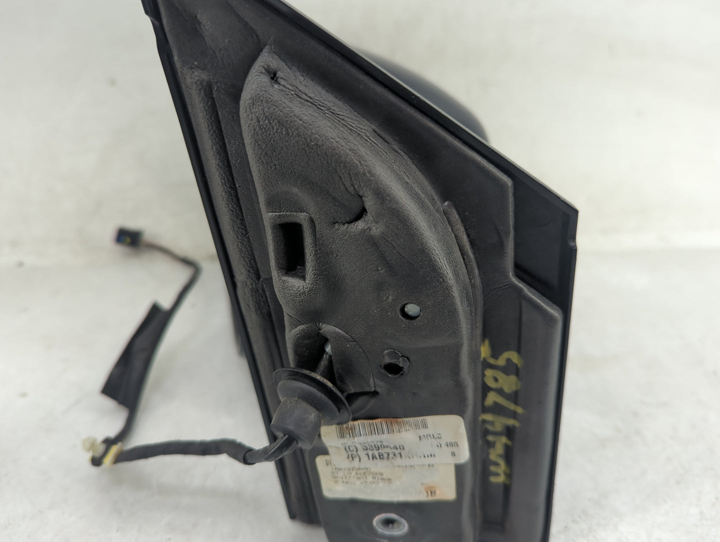 2018 Dodge Caravan Driver Side View Mirror - Left Door Mirror OEM Used - Oemusedautoparts1.com