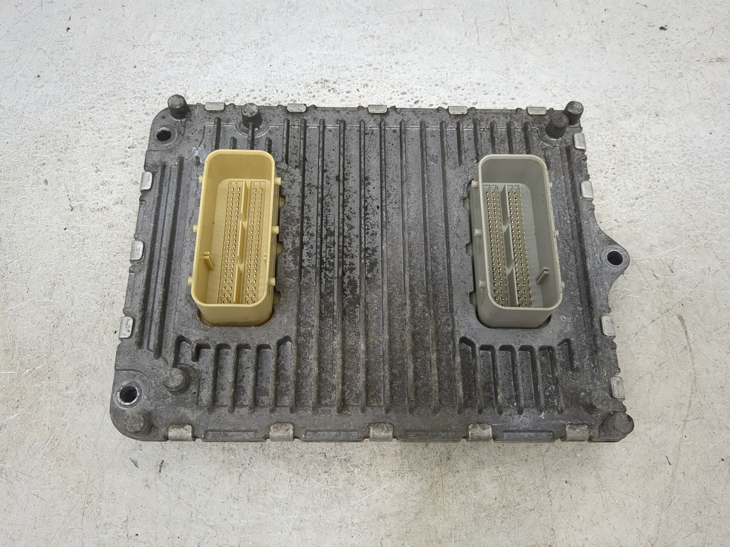 2018 Dodge Caravan PCM Engine Control Computer ECU ECM PCU OEM P/N:P68243295AB Fits Fits 2016 2017 2019 2020 OEM Used Auto P