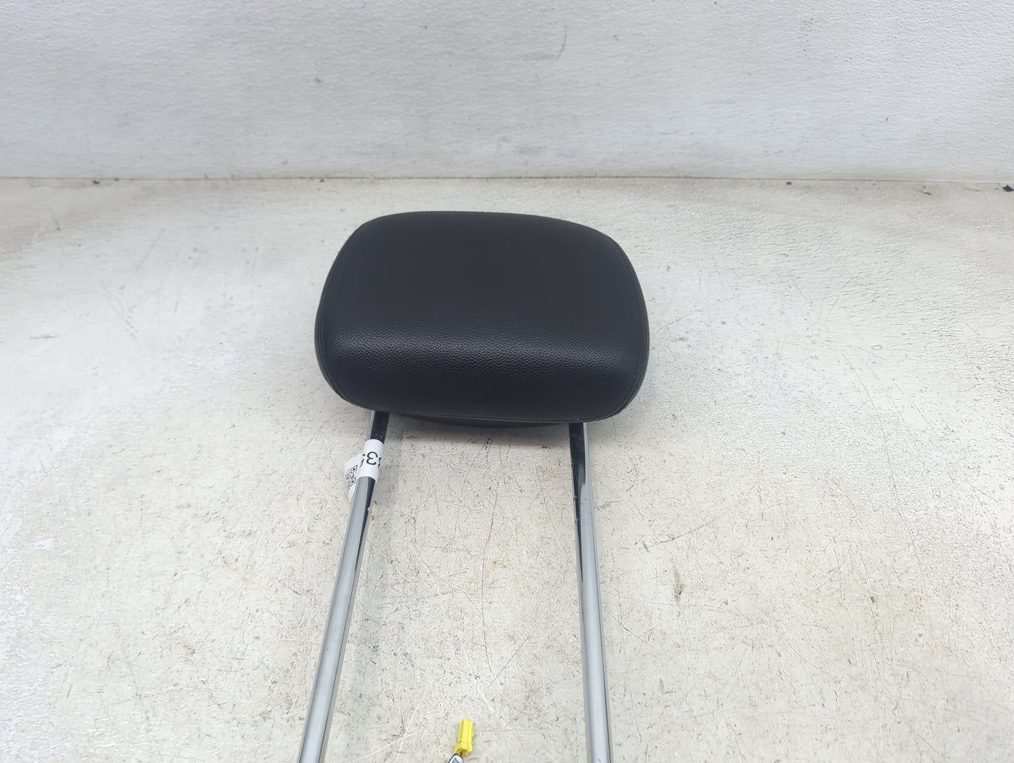 2018 Dodge Caravan Headrest Head Rest Front Driver Seat Black - Oemusedautoparts1.com