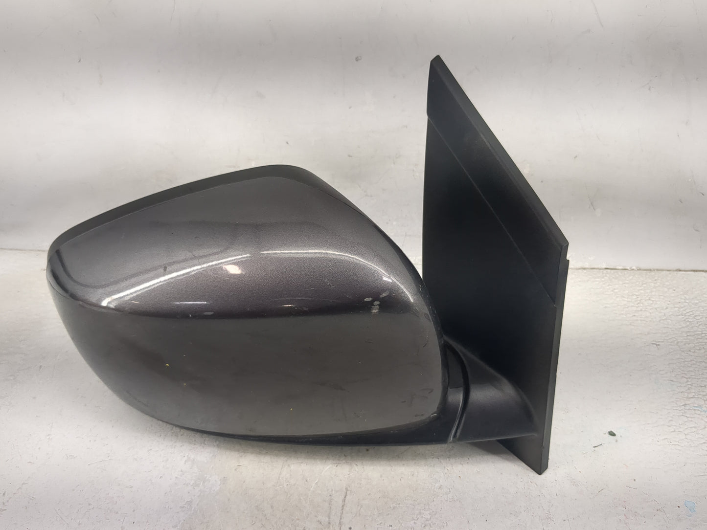 2018 Dodge Caravan Passenger Side View Mirror - Right Door Mirror OEM Used - Oemusedautoparts1.com