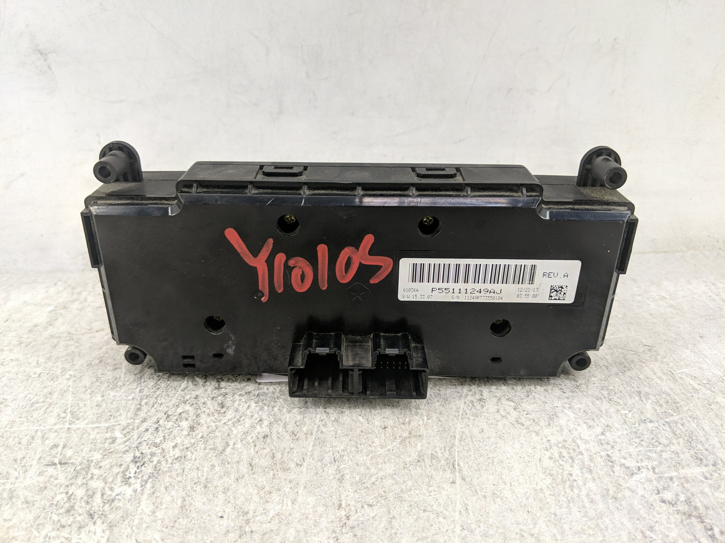 2018 Dodge Caravan Climate Control Module Temperature AC/Heater Replacement P/N:P55111249AJ Fits OEM Used Auto Parts - Oemus