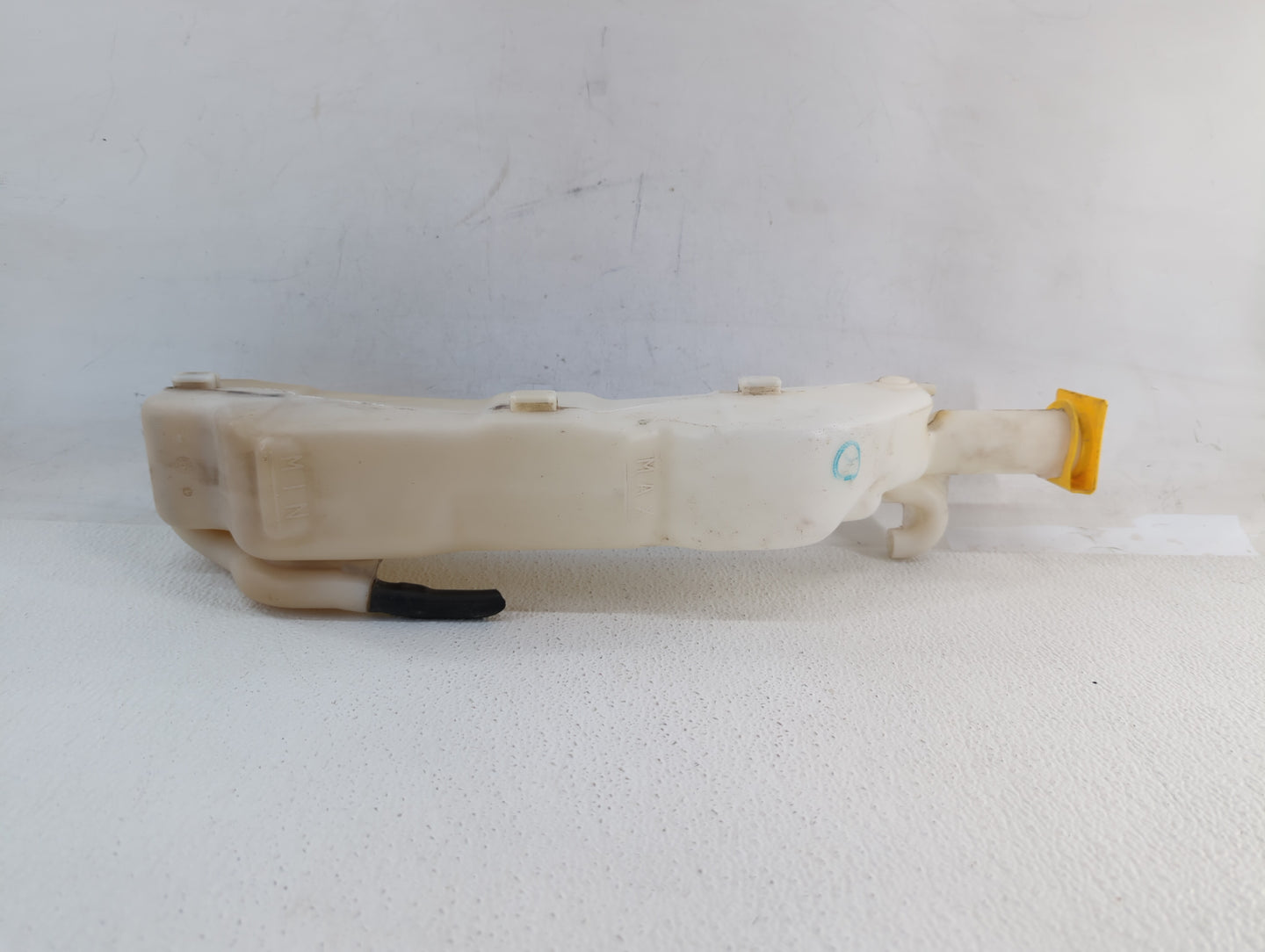 Dodge Caravan Windshield Washer Fluid Reservoir Bottle Oem - Oemusedautoparts1.com